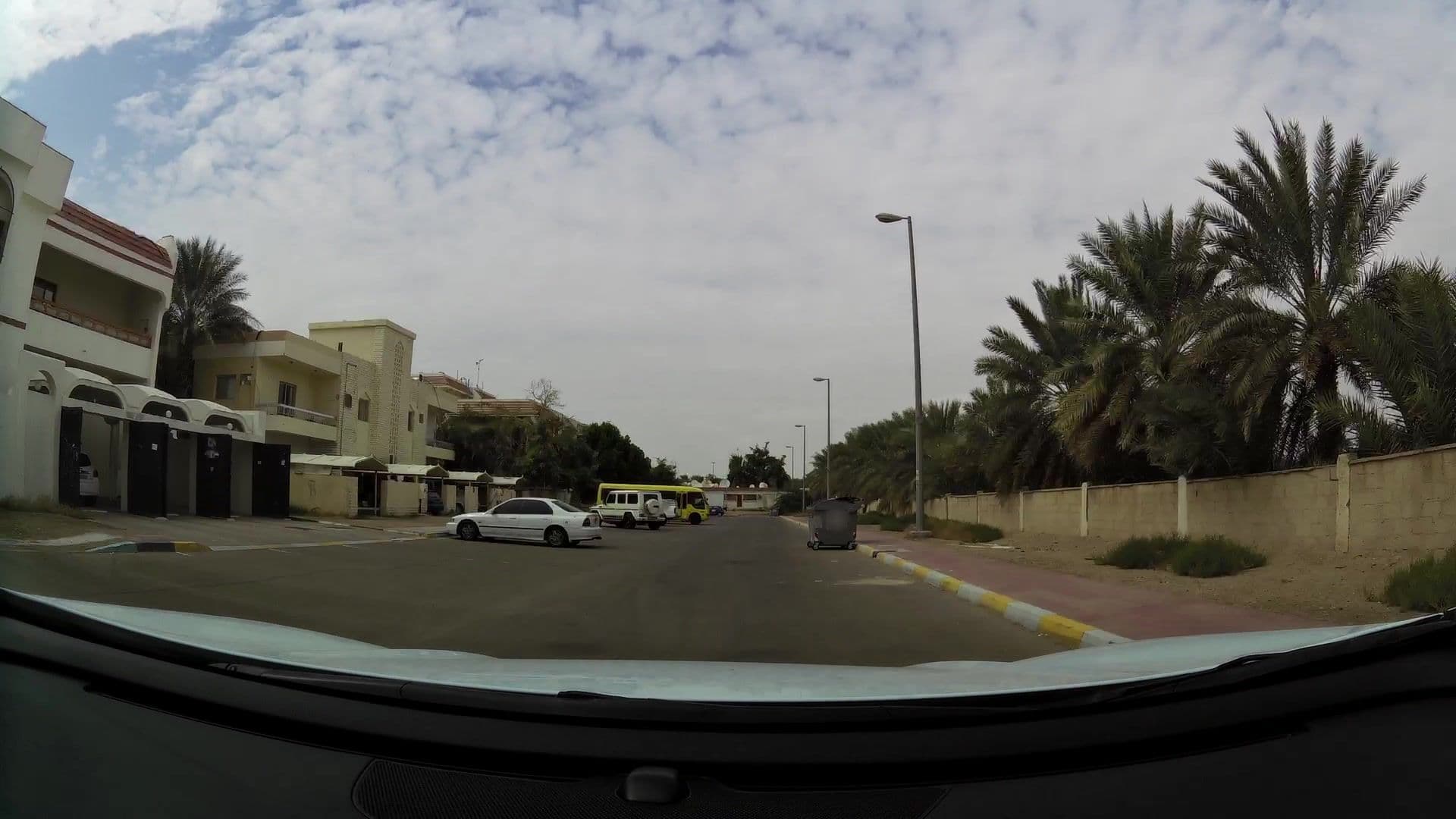 Street view near JW Marriott Marquis, Al Ain City — © kaartcam (CC BY-SA · Mapillary)