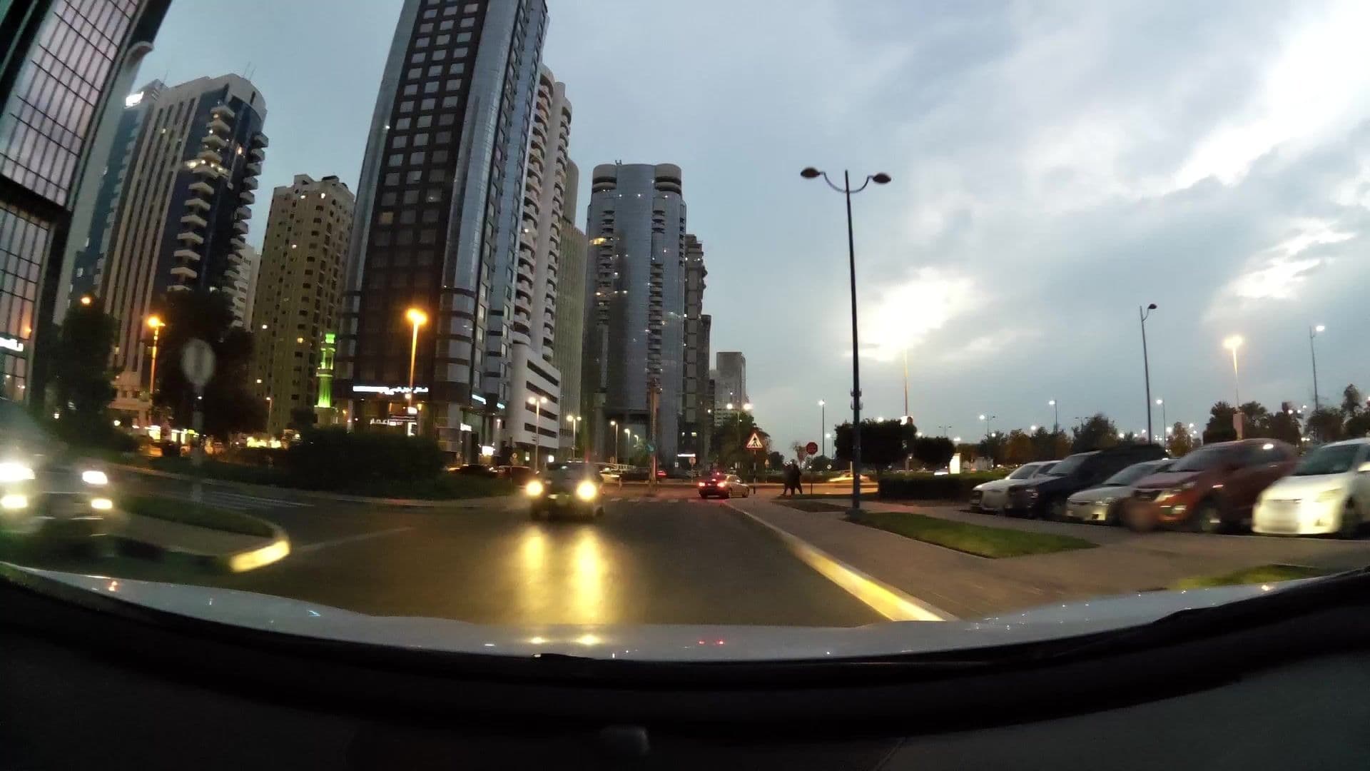 Street view near Royal Meridien Hotel, Abu Dhabi — © kaartcam (CC BY-SA · Mapillary)