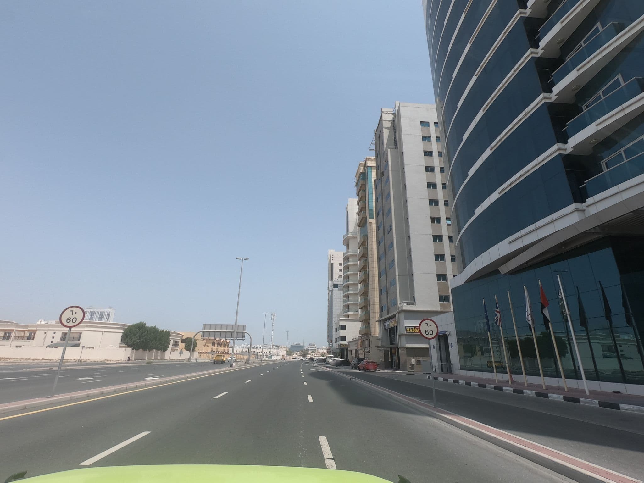 Street view near Ramada Chelsea Hotel, Al Sufouh — © countzero5 (CC BY-SA · Mapillary)
