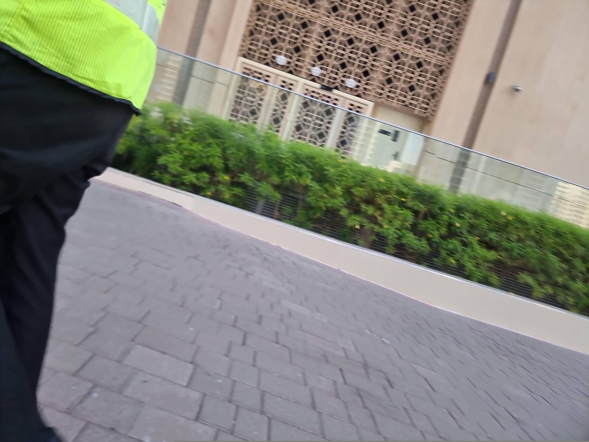 Street view near Swimming Pool, Dubai Marina, Dubai Marina — © mapfool (CC BY-SA · Mapillary)