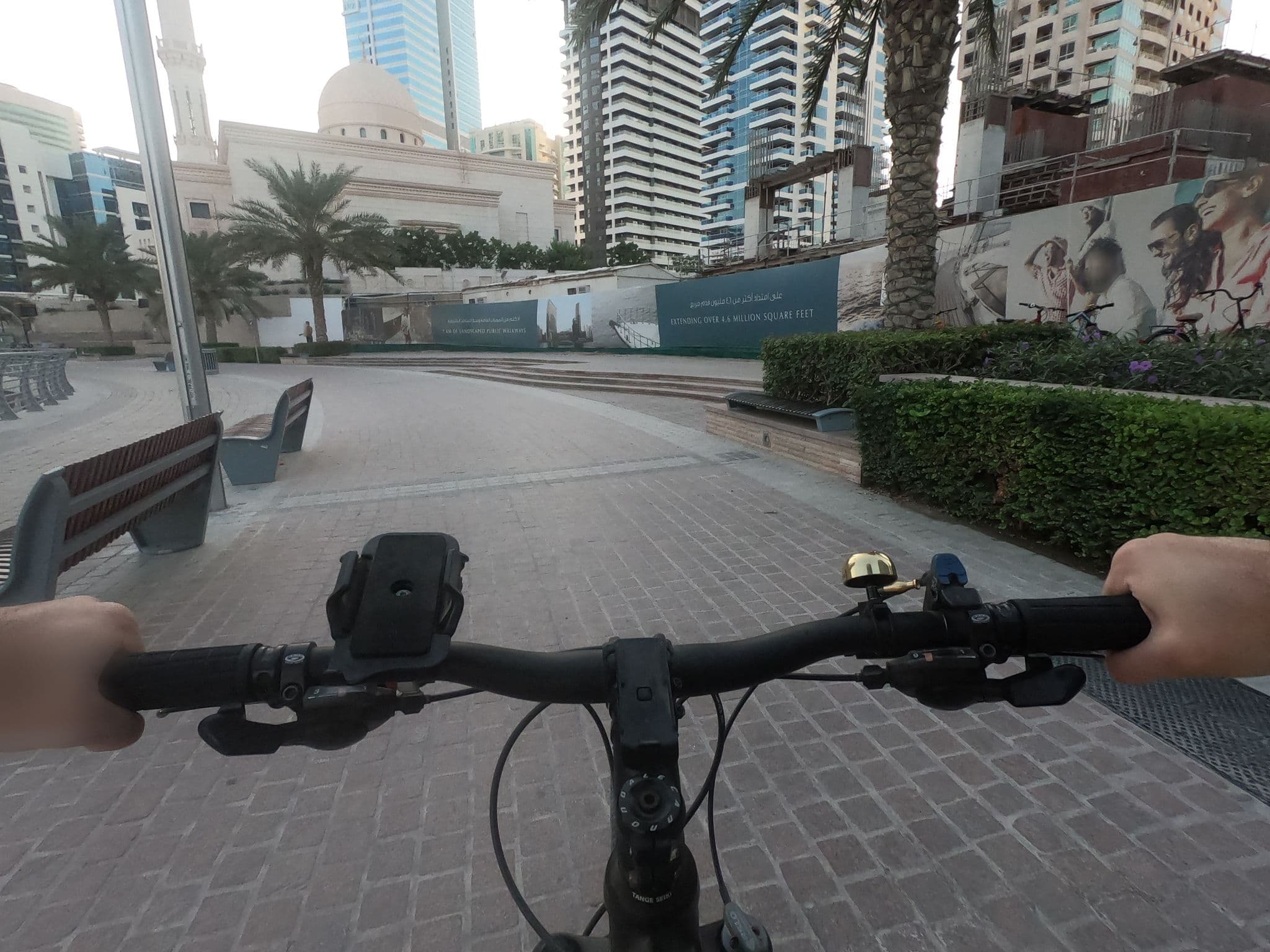 Street view near Signature Hotel Apartments & Spa, Dubai Marina — © countzero5 (CC BY-SA · Mapillary)