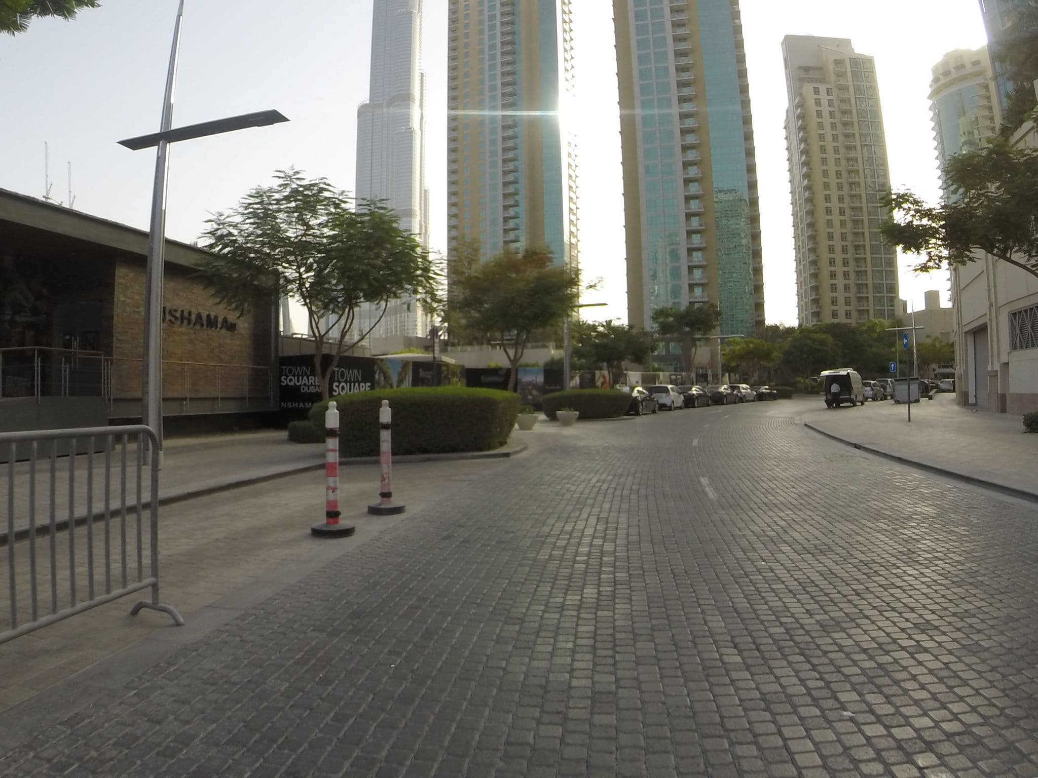 Street view near Dream Inn, Downtown Dubai — © seb1204 (CC BY-SA · Mapillary)