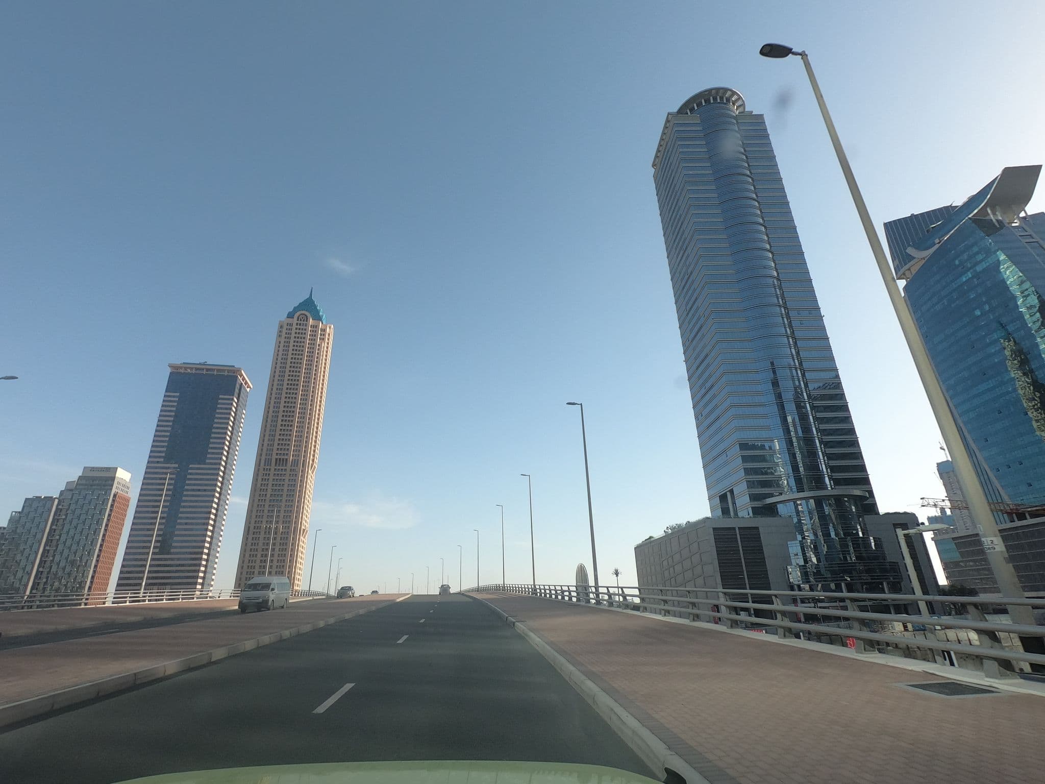 Street view near Me Dubai, Business Bay — © countzero5 (CC BY-SA · Mapillary)