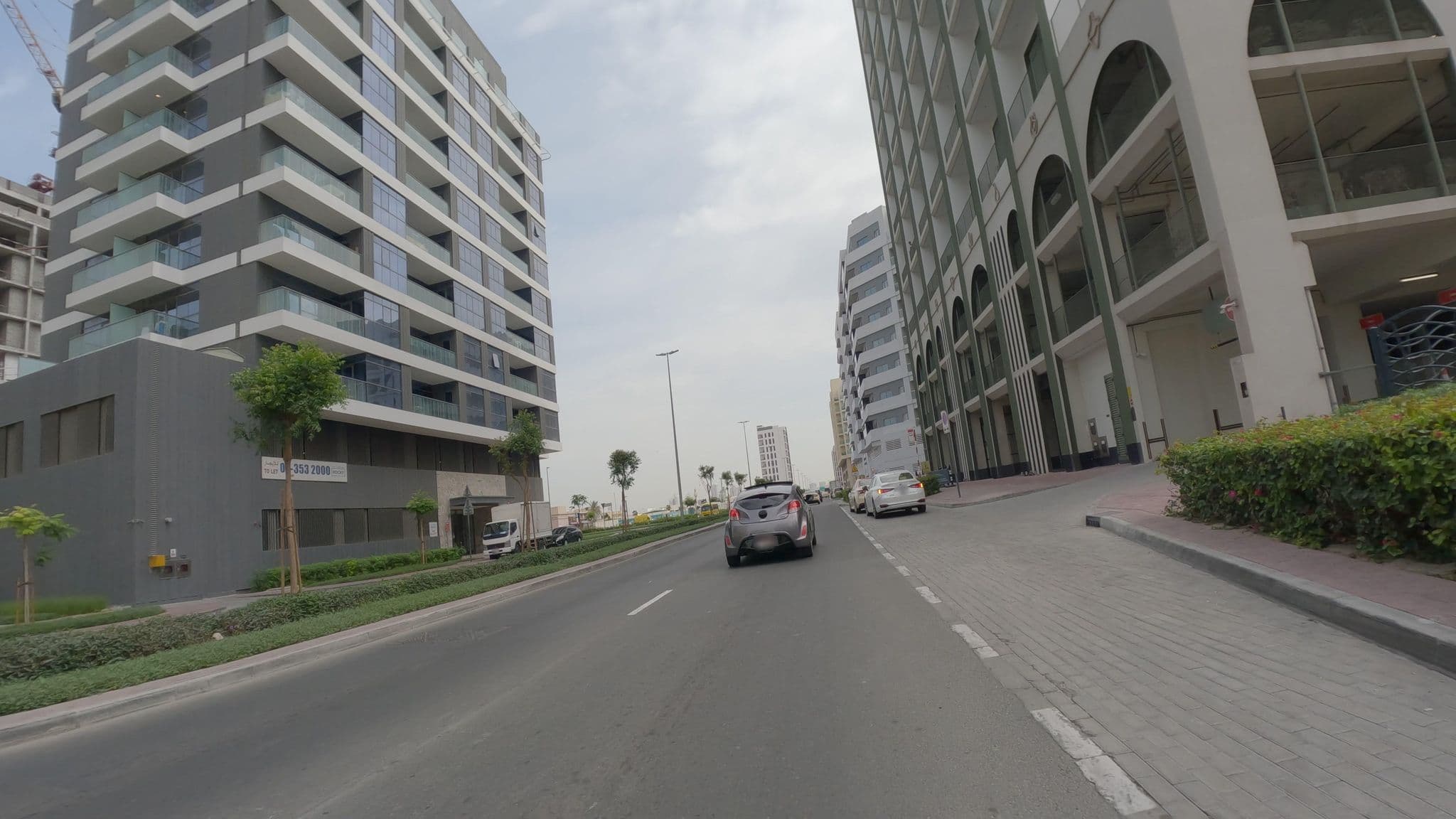 Street view near The Muse, As Saţwah — © countzero5 (CC BY-SA · Mapillary)