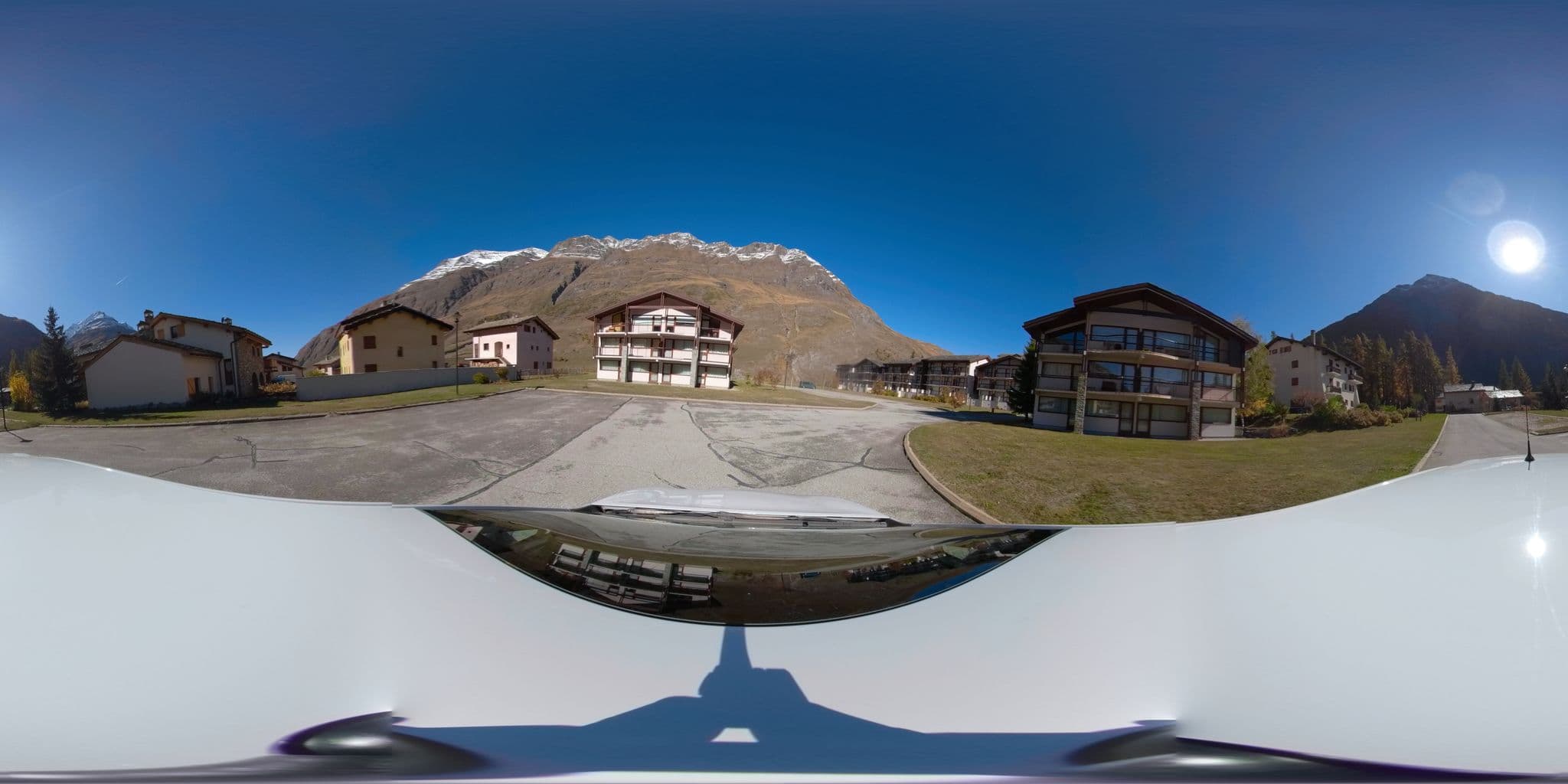 Street view near La Cardaléng, Val-d'Isère