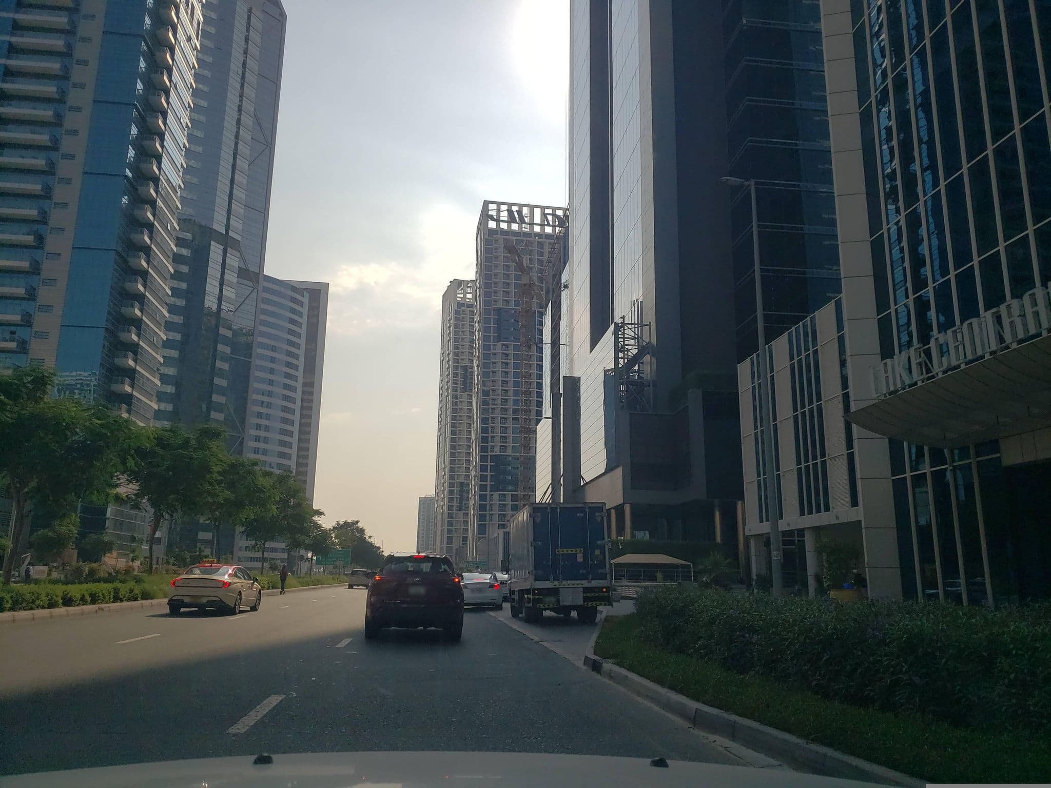 Street view near Swimming Pool, Business Bay — © mapfool (CC BY-SA · Mapillary)