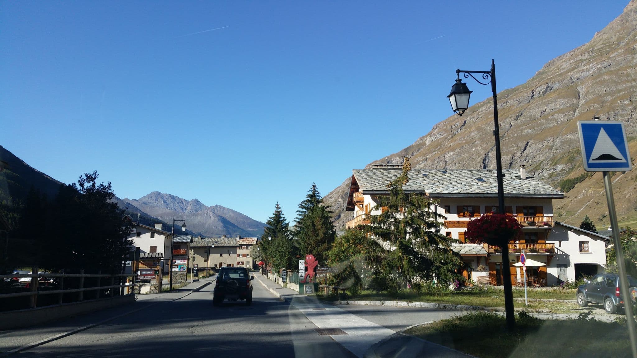 Street view near La Lauzette, Val-d'Isère