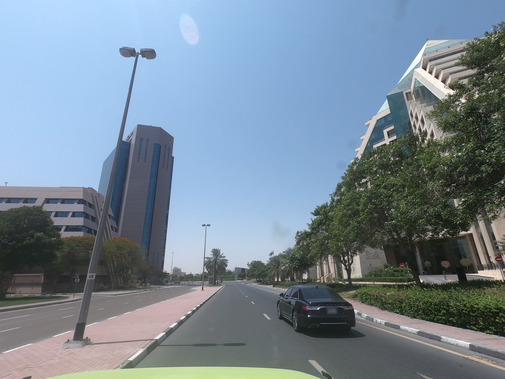 Street view near Grand Club Lounge at Grand Hyatt Dubai, Oud Metha — © countzero5 (CC BY-SA · Mapillary)