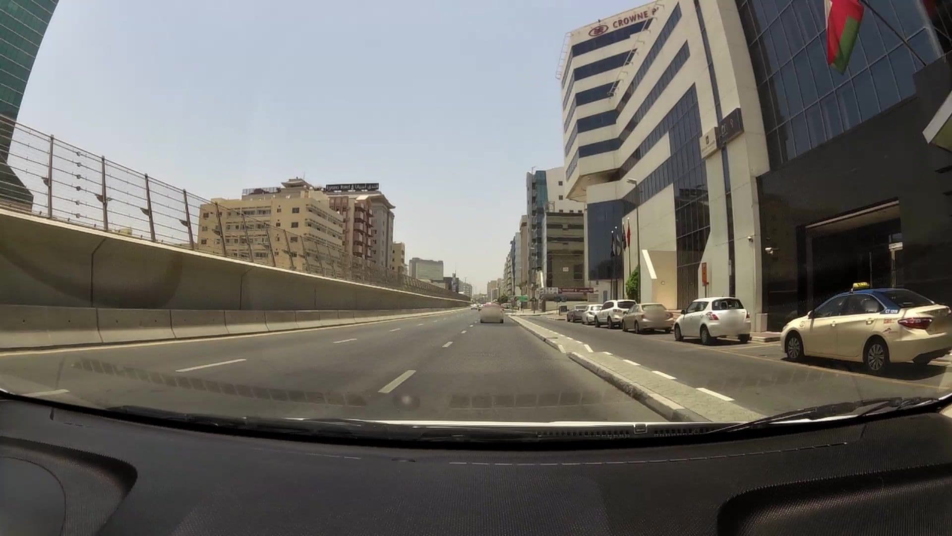 Street view near Crowne Plaza Dubai, Al Muteena — © kaartcam (CC BY-SA · Mapillary)
