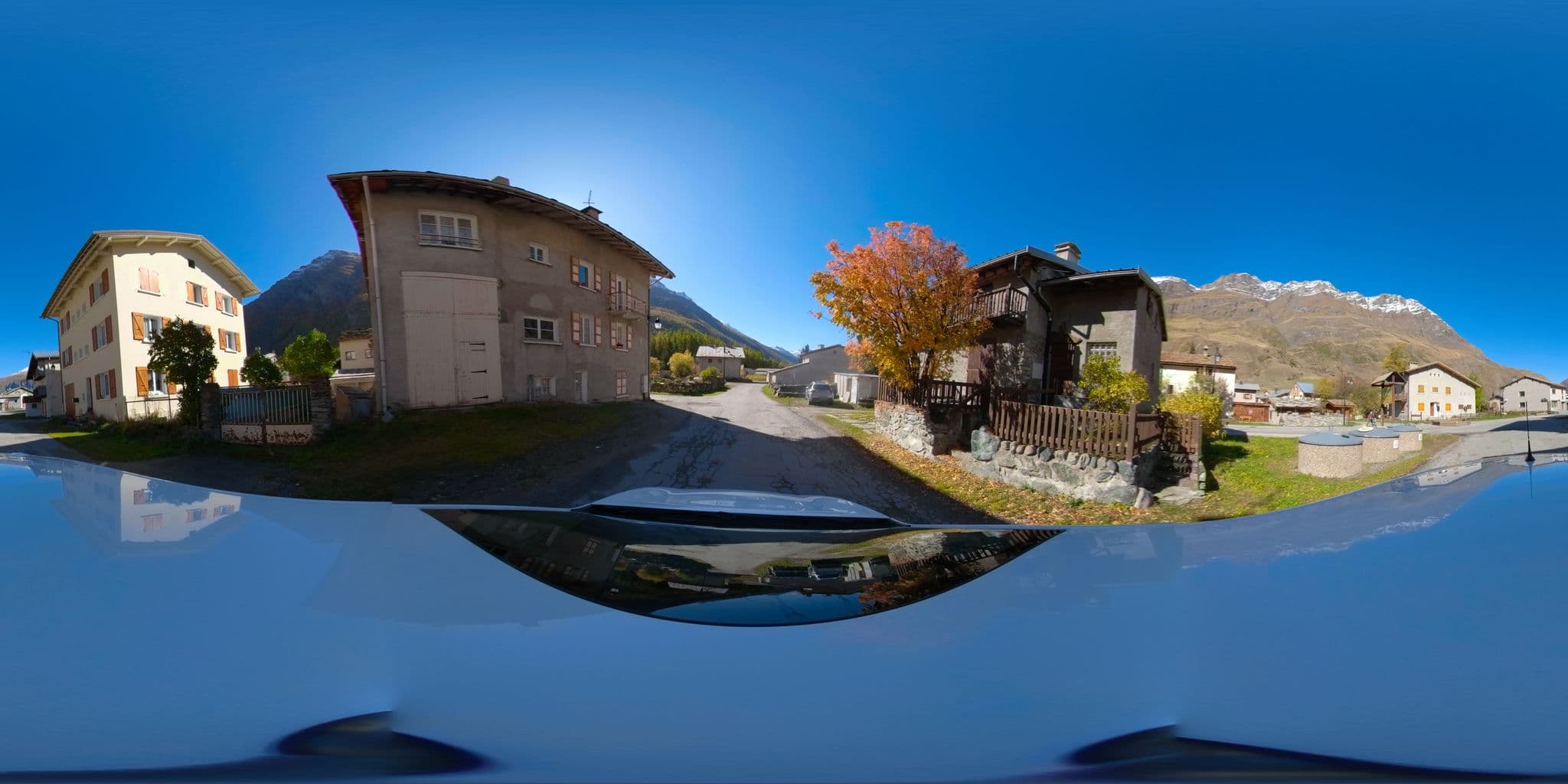 Street view near La Foué, Val-d'Isère