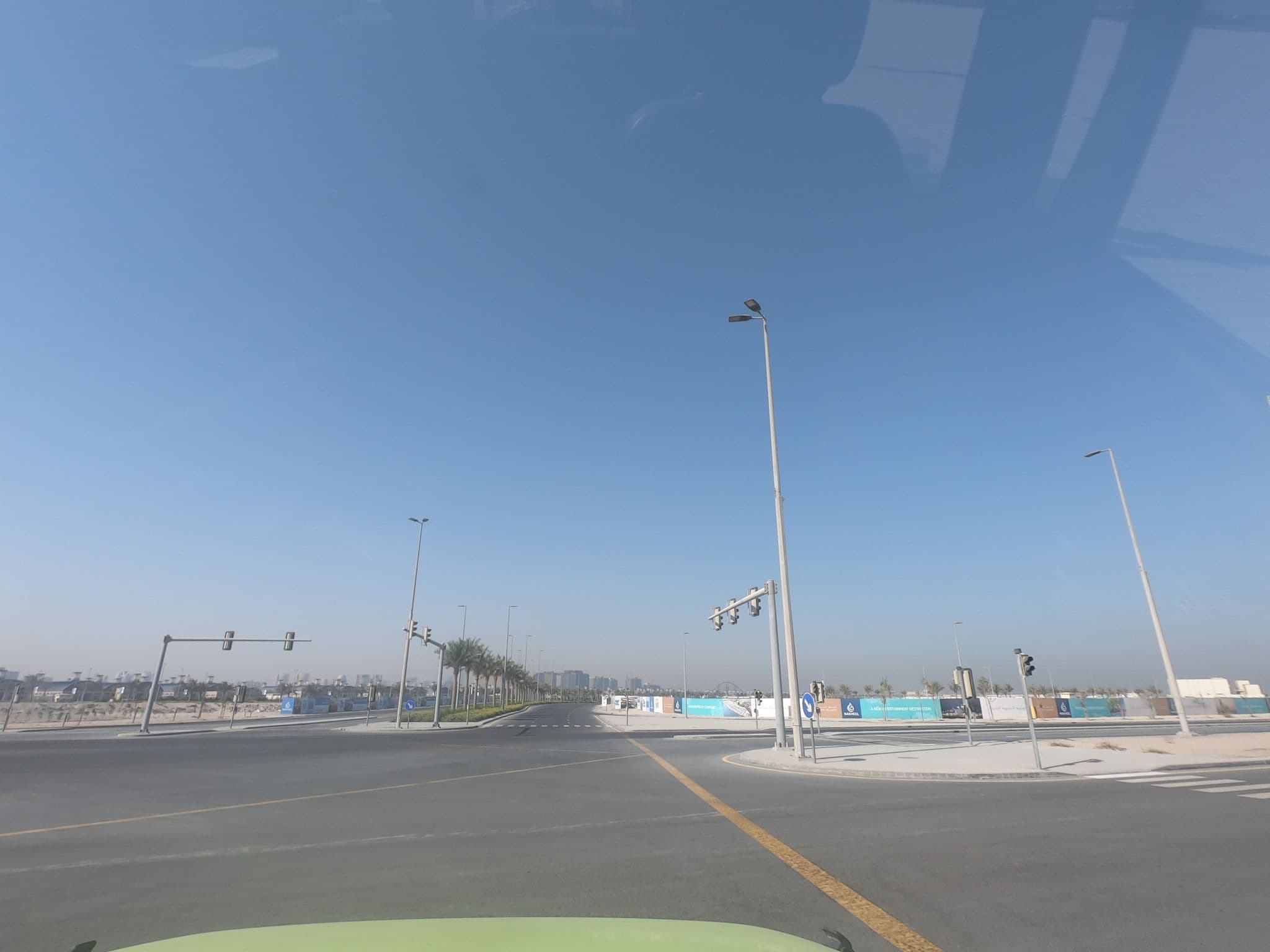 Street view near Dubai Islands, Al Murar al Qadīm — © countzero5 (CC BY-SA · Mapillary)