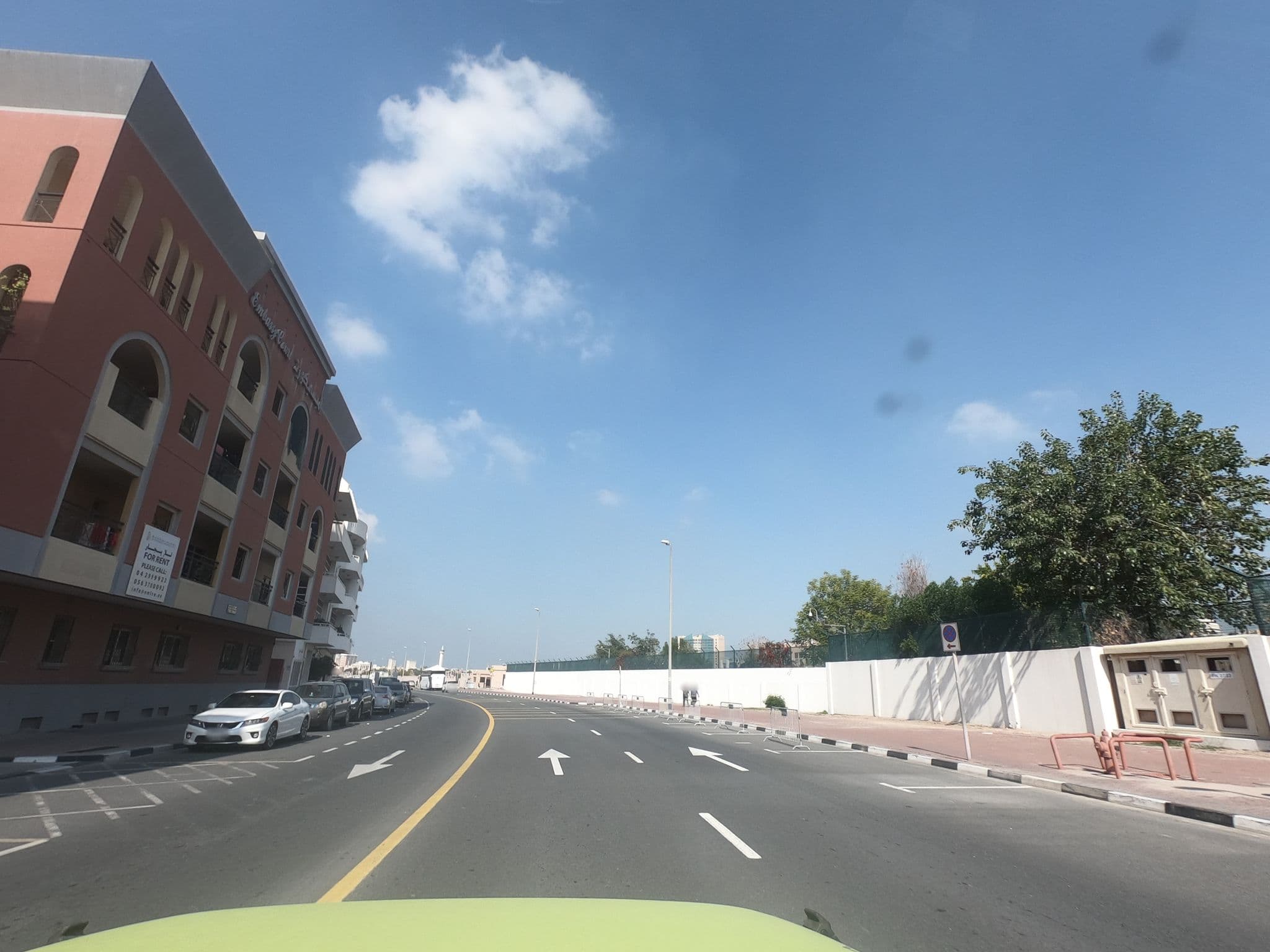 Street view near Dubai Stay, Bur Dubai — © countzero5 (CC BY-SA · Mapillary)