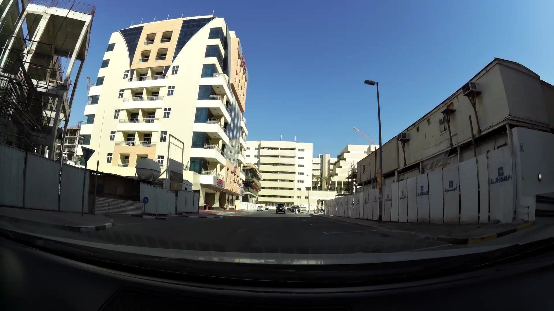 Street view near Pool @ Ascot Hotel Apartment, Mankhūl — © kaartcam (CC BY-SA · Mapillary)