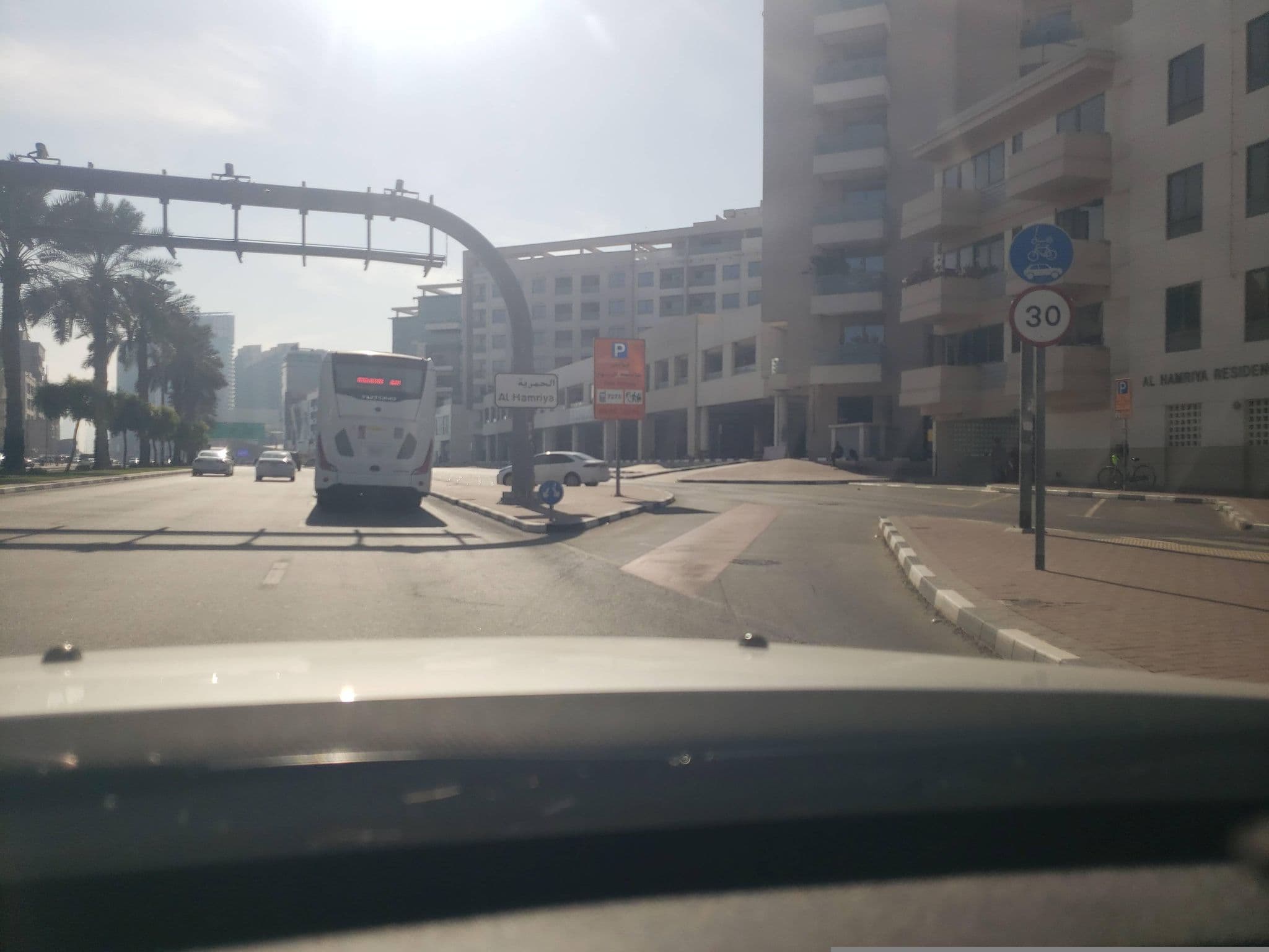 Street view near Excelsior Hotel, Bur Dubai — © mapfool (CC BY-SA · Mapillary)