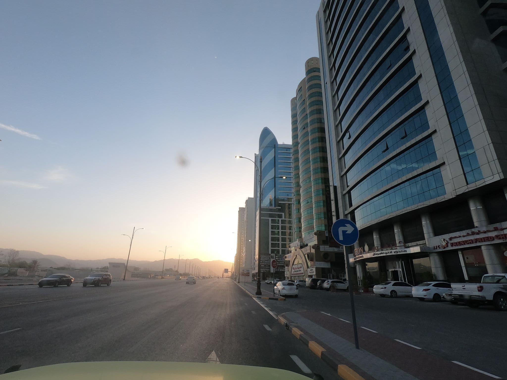 Street view near Coral Residence Tower, Fujairah — © countzero5 (CC BY-SA · Mapillary)