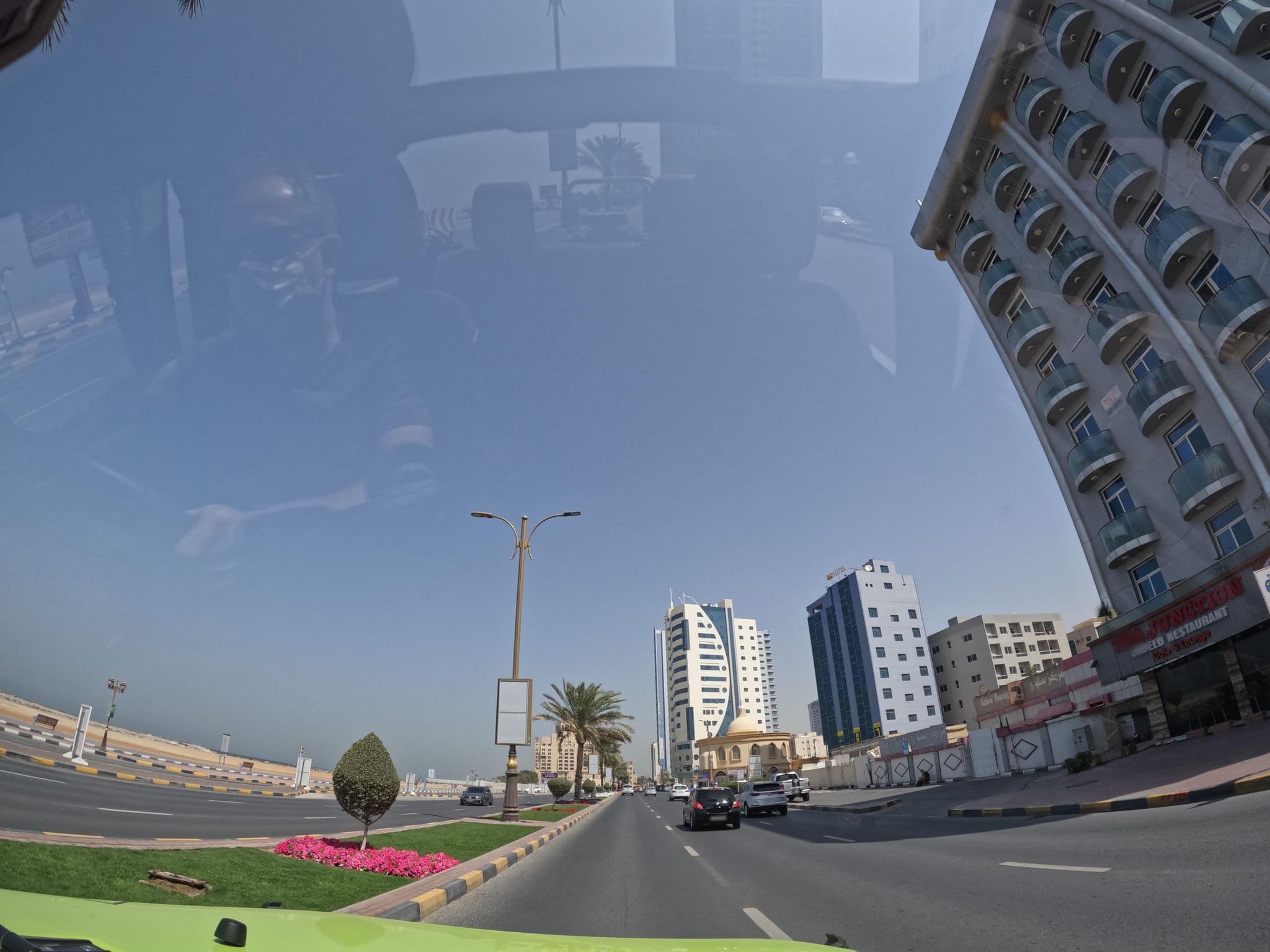 Street view near kempiniski Hotel Ajman, Ar Rumaylah — © countzero5 (CC BY-SA · Mapillary)