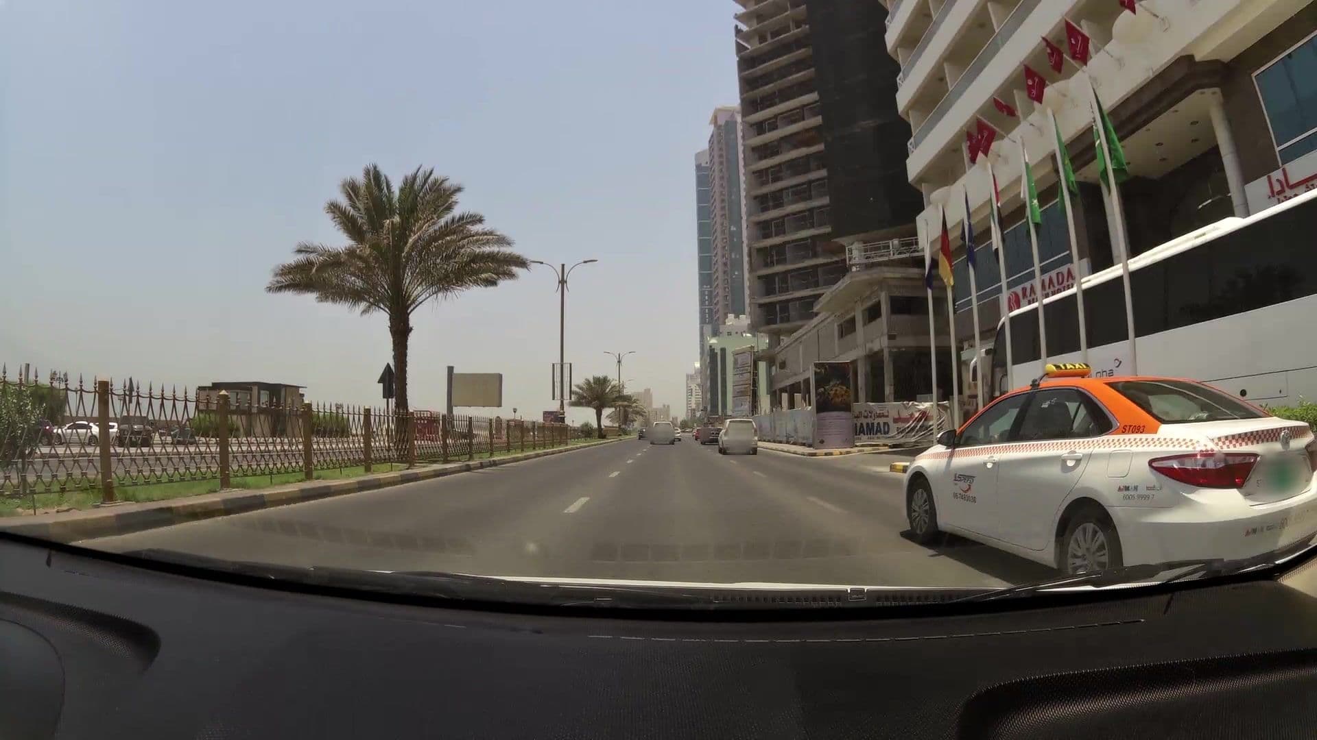 Street view near Landmark Suites Hotel, Ar Rumaylah — © kaartcam (CC BY-SA · Mapillary)
