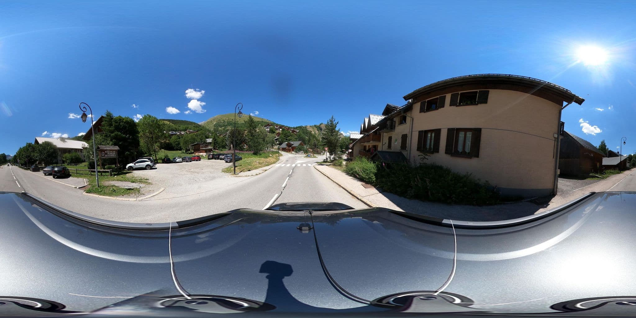 Street view near Clairevallée, Valloire