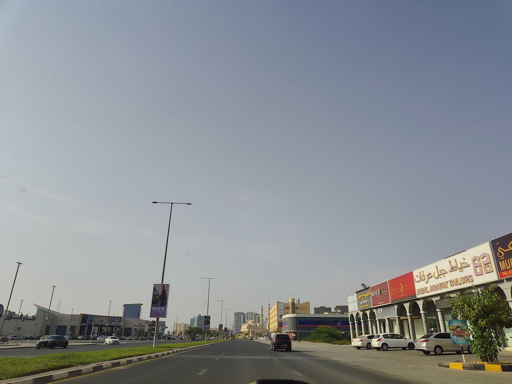 Street view near Royal View Hotel, Ras Al Khaimah — © BULBUL40 (CC BY-SA · Mapillary)