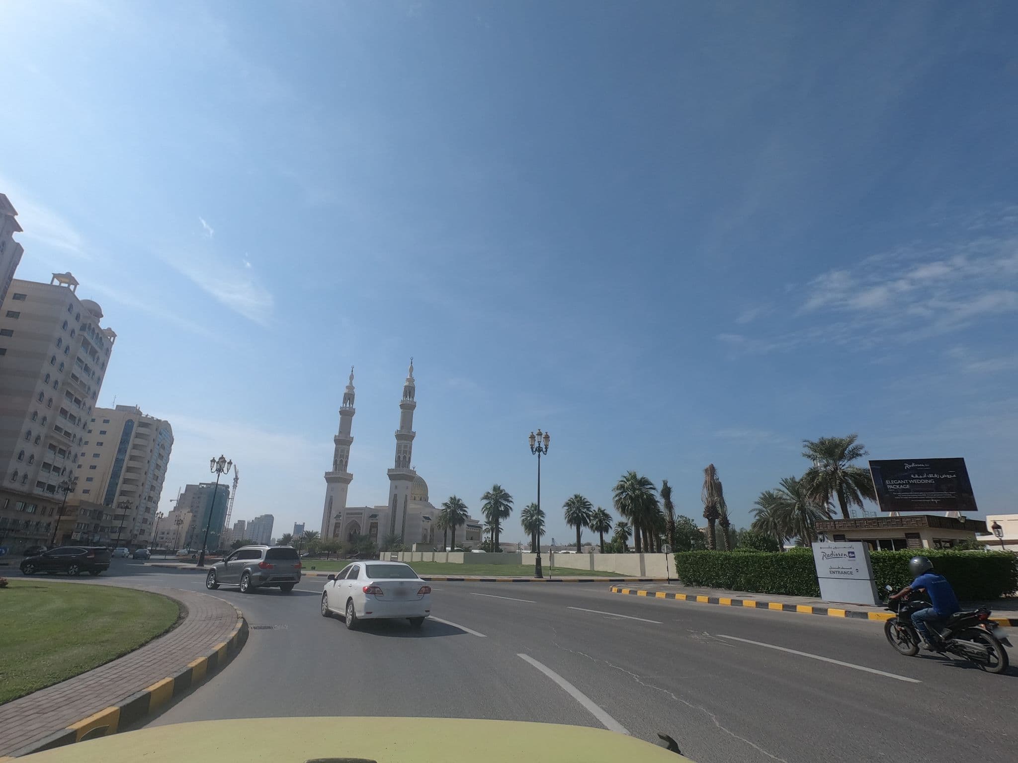Street view near Aldeera Restaurant - Holiday Inn Resort, Halwan — © countzero5 (CC BY-SA · Mapillary)