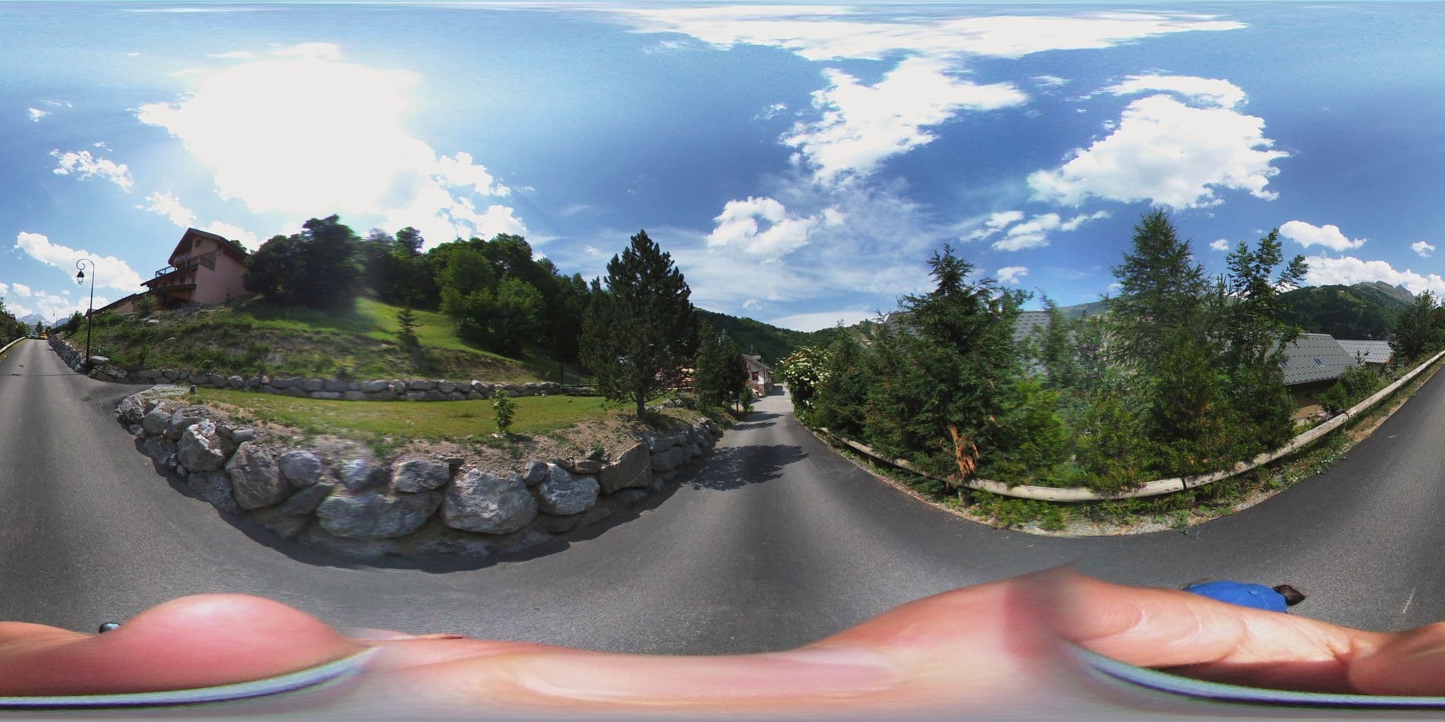Street view near La Rose des Vents, Valloire