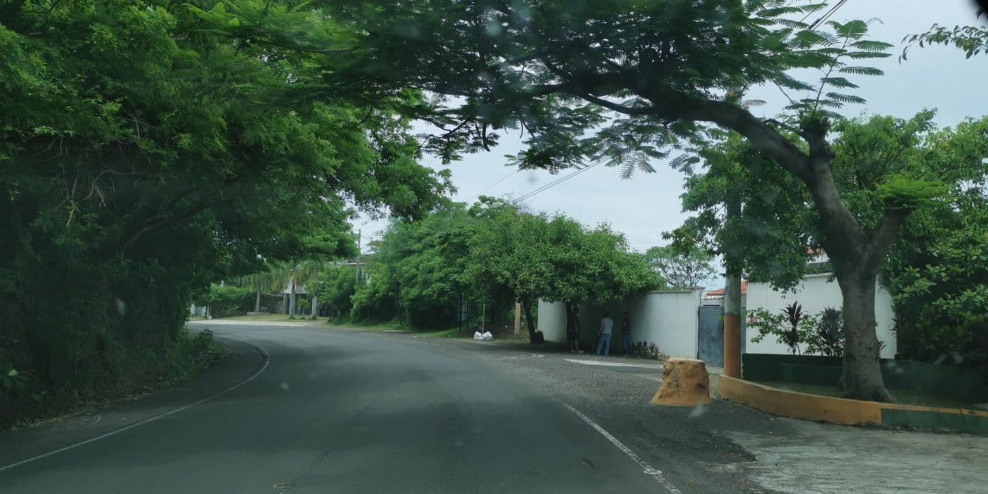 Street view near Rincón Azul, La Libertad — © jkanales (CC BY-SA · Mapillary)