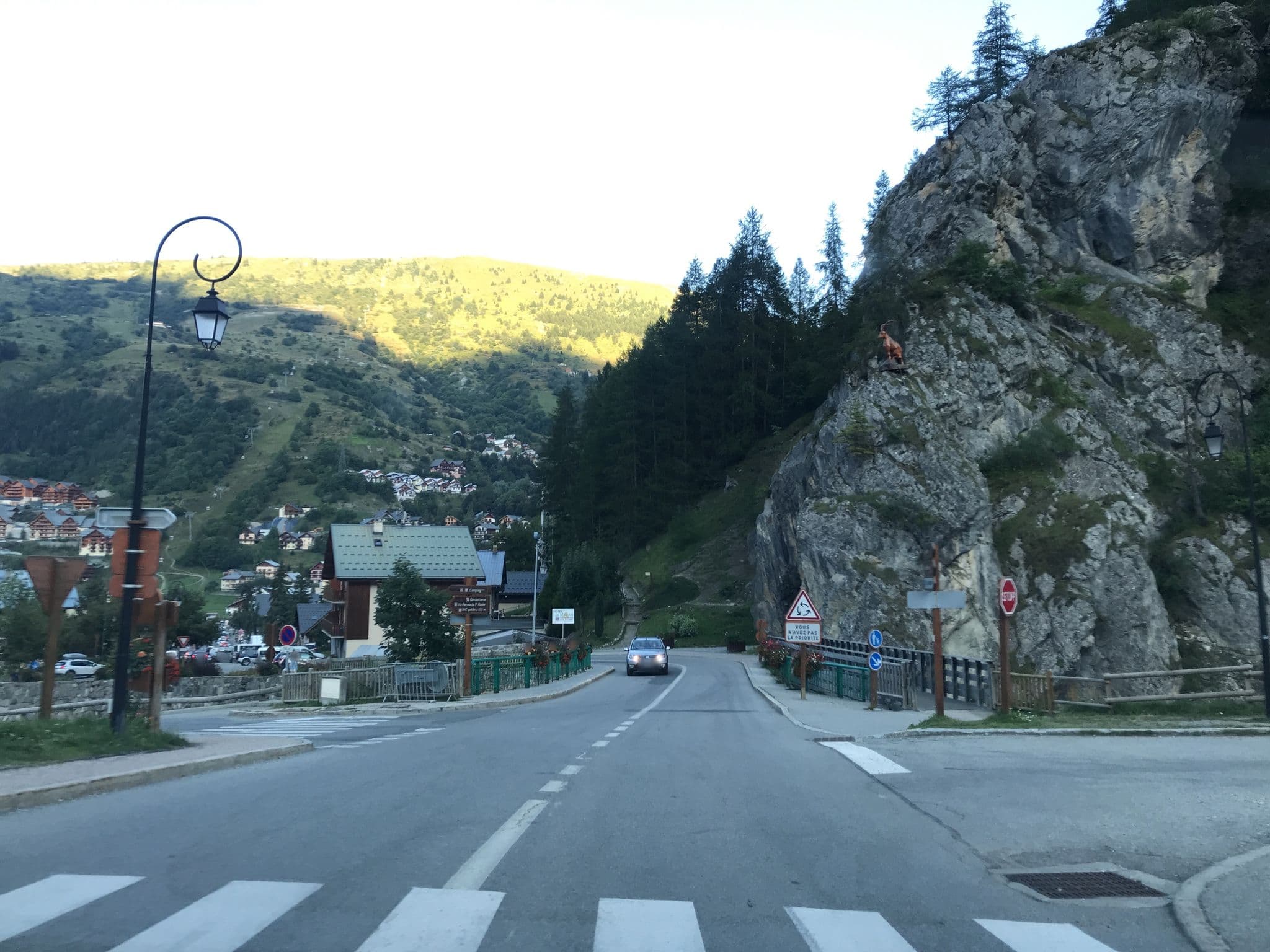 Street view near L'Andorse, Valloire — © pgiraud (CC BY-SA · Mapillary)