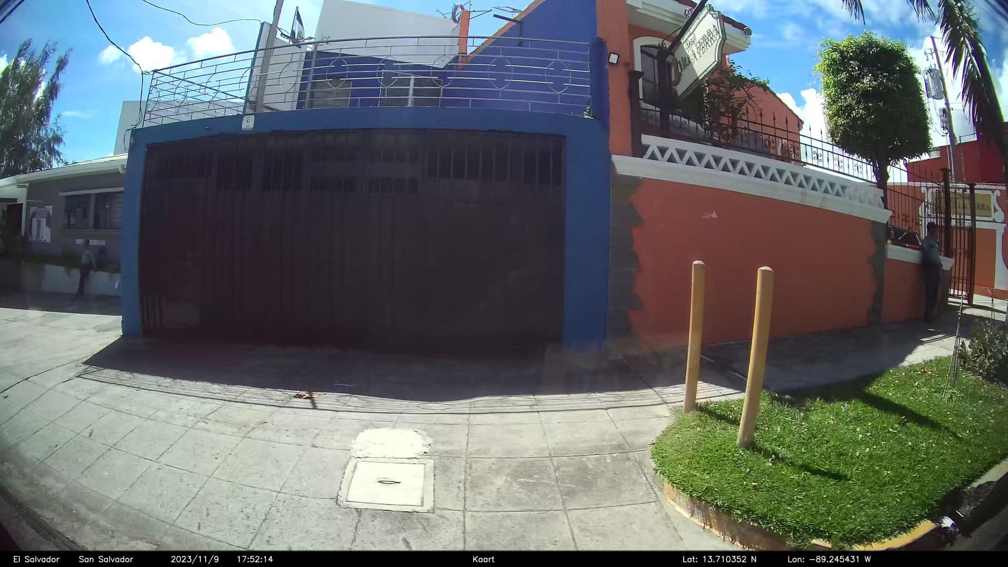 Street view near Hotel Villaterra, Antiguo Cuscatlán — © kaart_2 (CC BY-SA · Mapillary)
