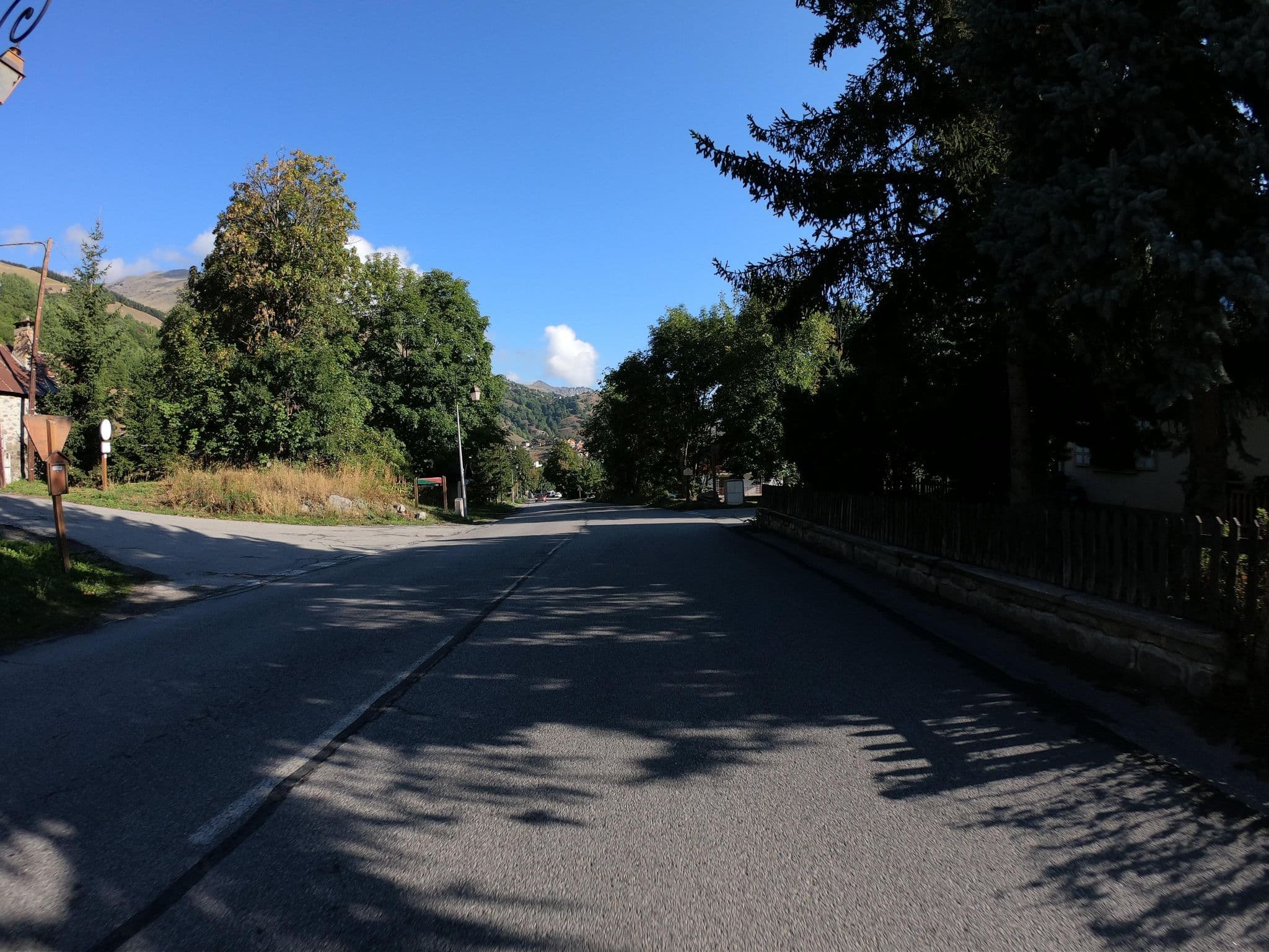 Street view near La Charmille, Valloire