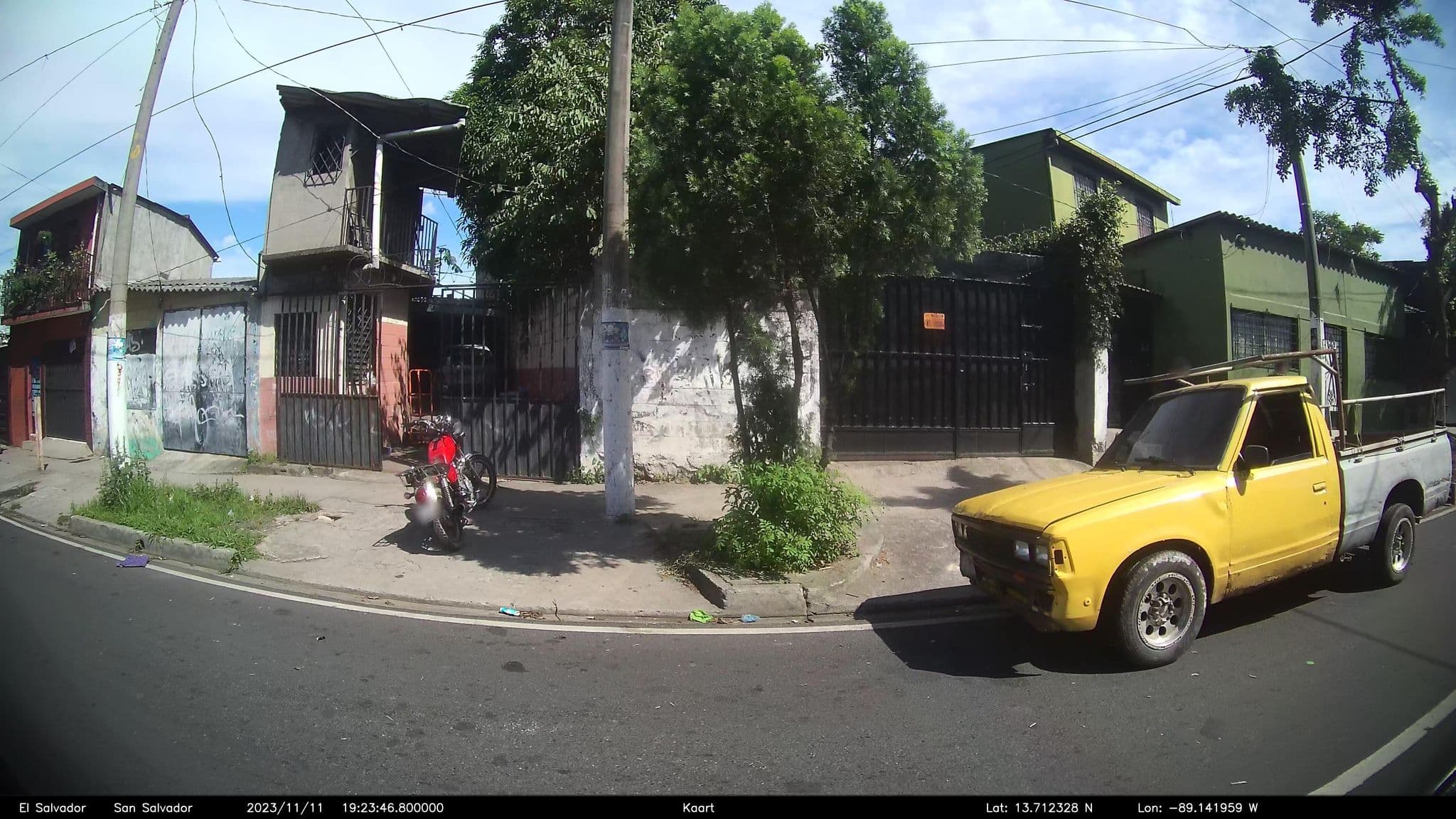 Street view near Hotel Villa Serena, Soyapango — © kaart_2 (CC BY-SA · Mapillary)