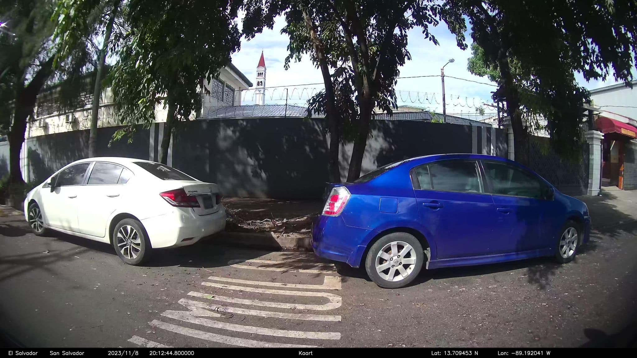 Street view near Autohotel Very Nice, Mejicanos — © kaart_2 (CC BY-SA · Mapillary)