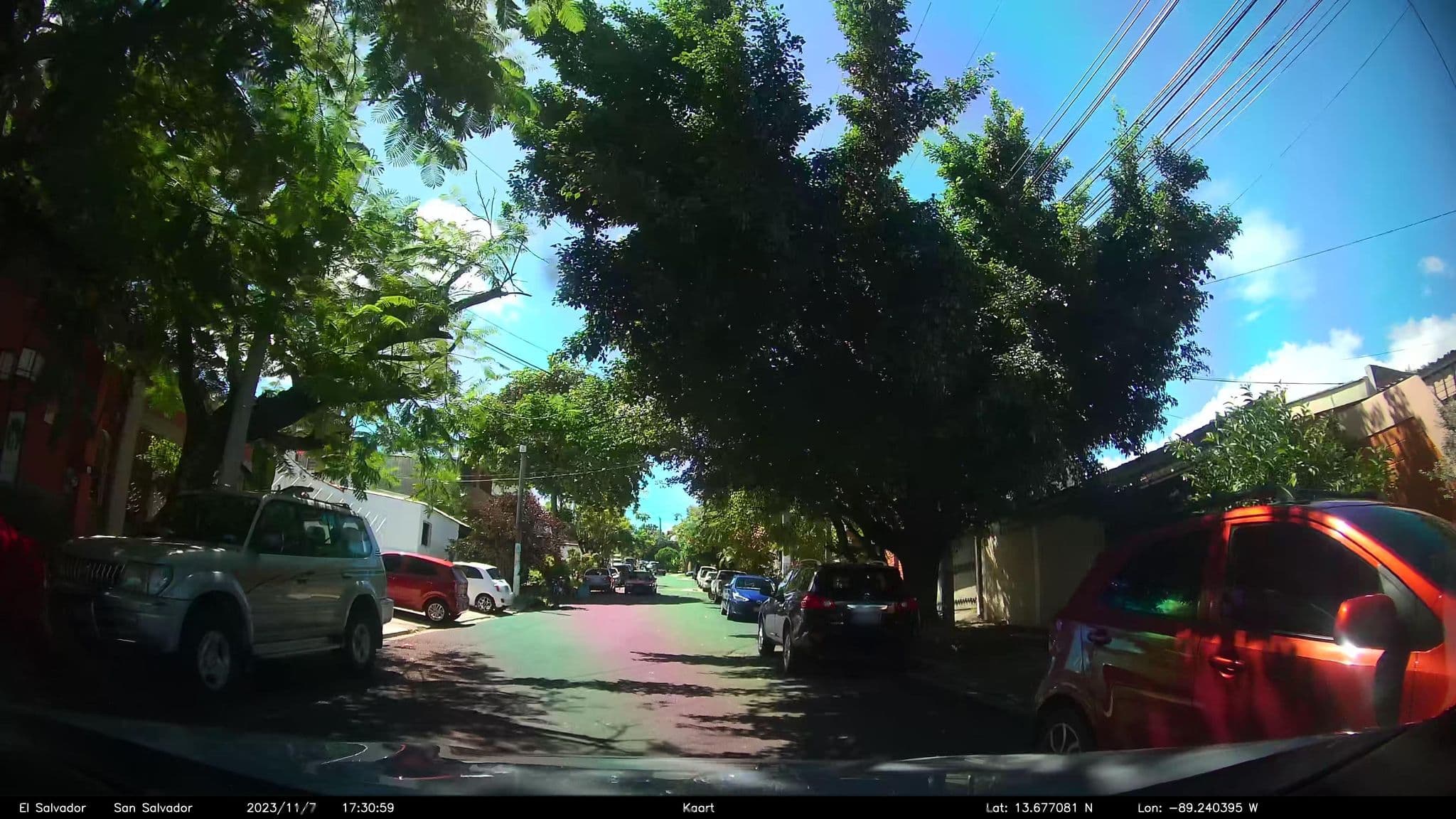 Street view near Hotel Arbol De Fuego, Antiguo Cuscatlán — © kaart_2 (CC BY-SA · Mapillary)