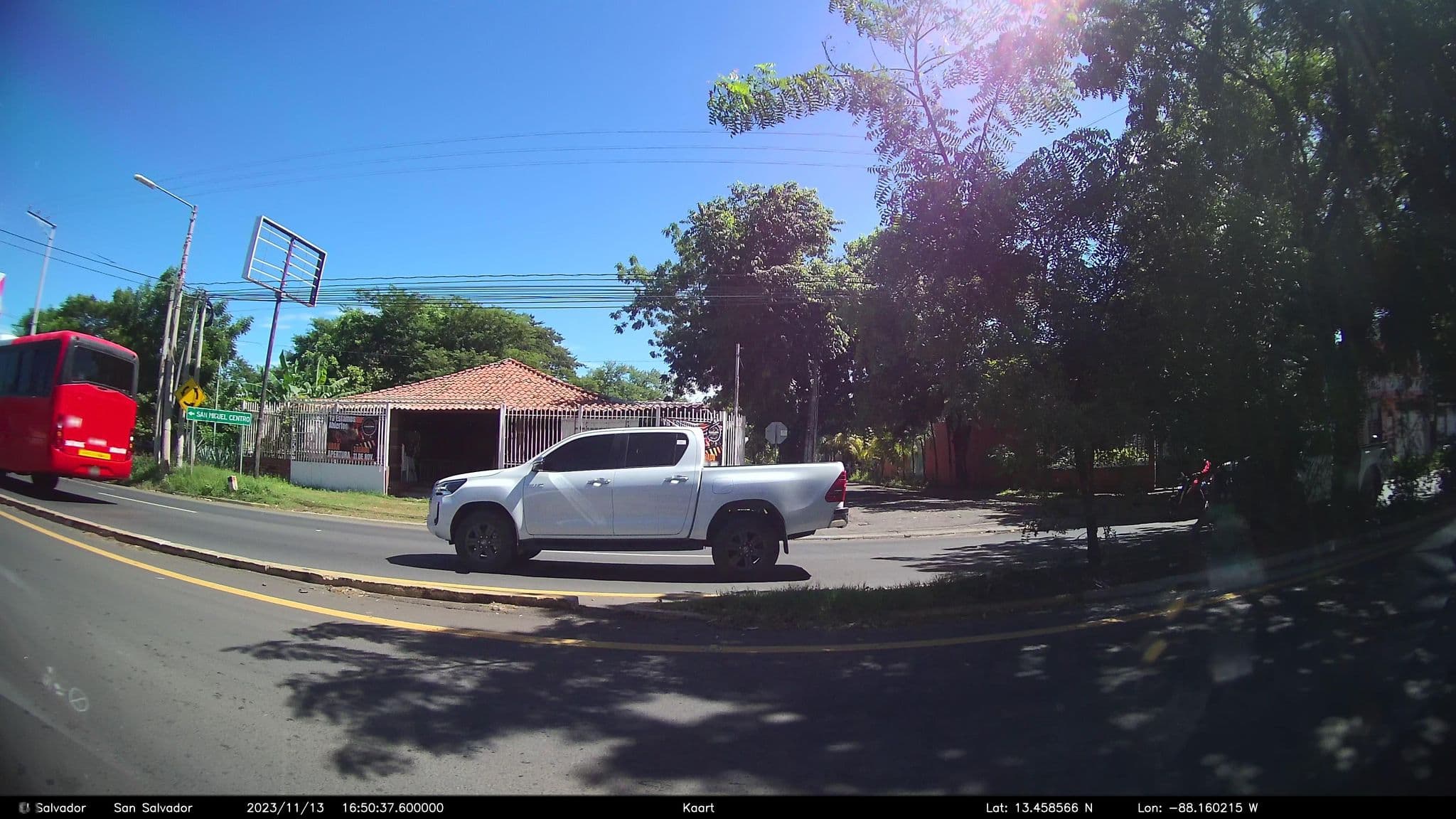 Street view near Hotel Florencia, San Miguel — © kaart_1 (CC BY-SA · Mapillary)