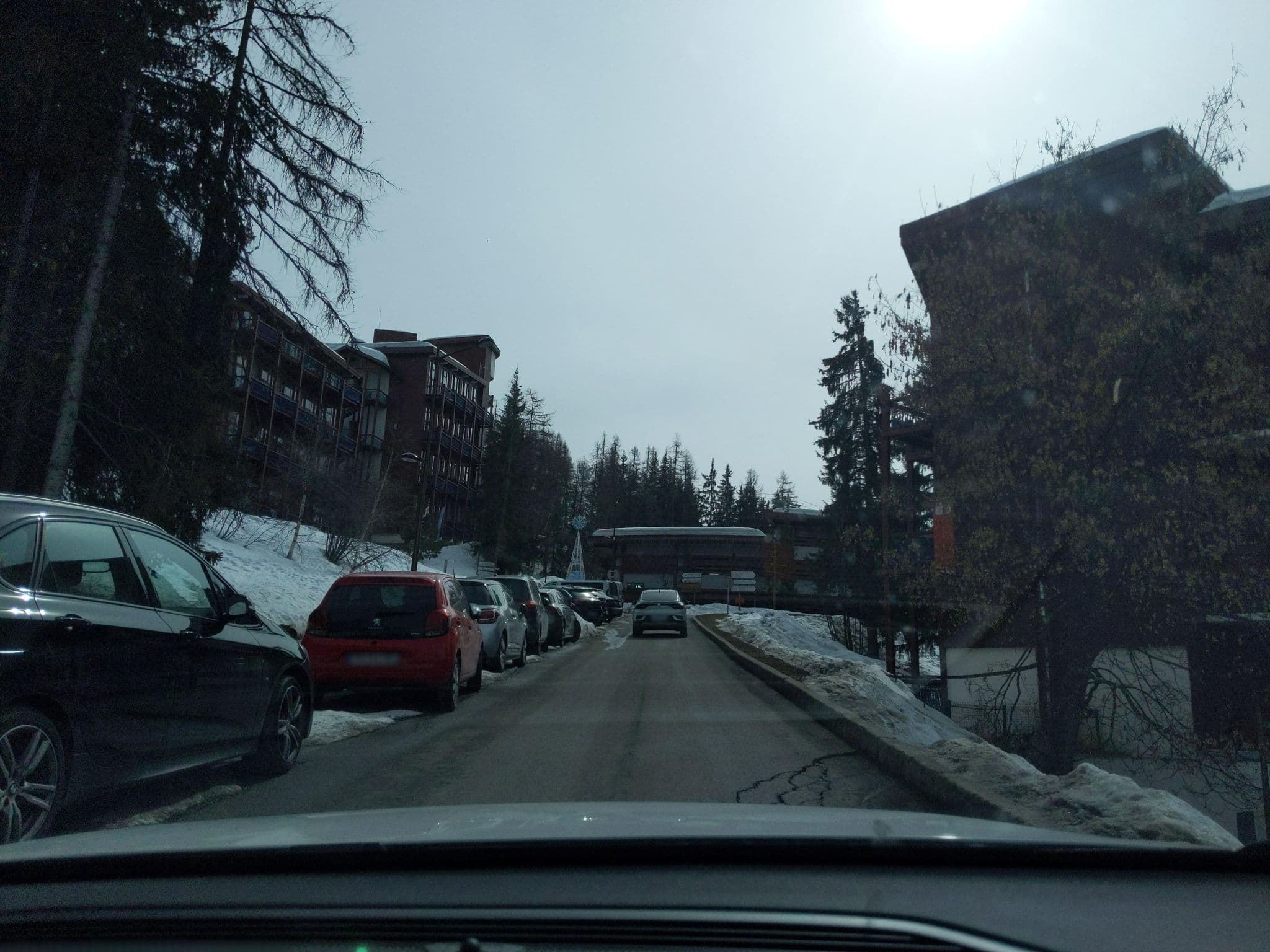 Street view near L'Alliet, Bourg-Saint-Maurice — © alexmodesto73 (CC BY-SA · Mapillary)