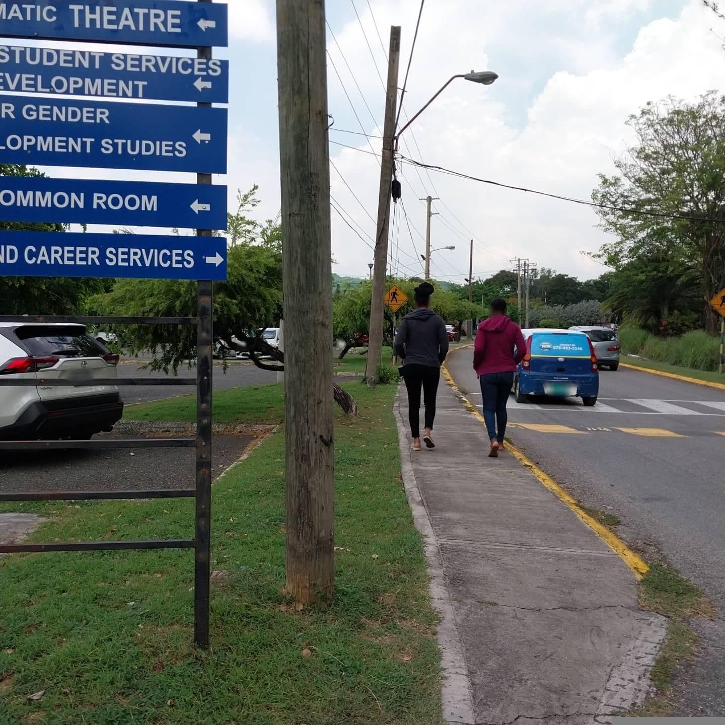 Street view near Sunset Jamaica Grande Resort, Mona Heights — © caitea (CC BY-SA · Mapillary)