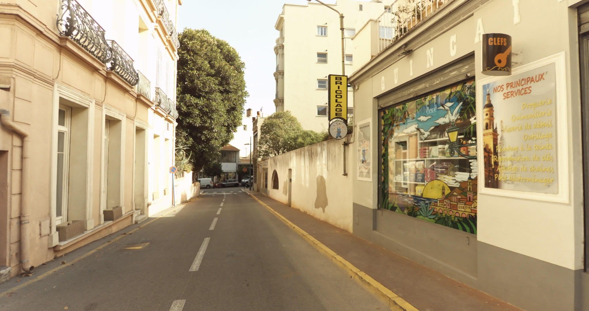 Street view near Hôtel des Ambassadeurs, Menton — © sogefi (CC BY-SA · Mapillary)