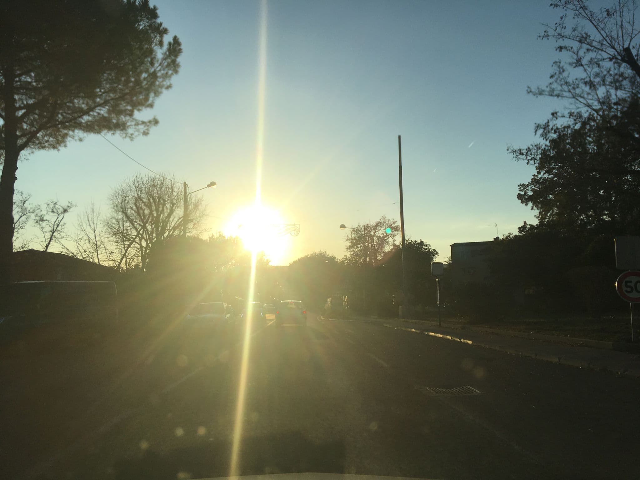 Street view near Hôtel de la Poste, Peymeinade — © phjarry (CC BY-SA · Mapillary)