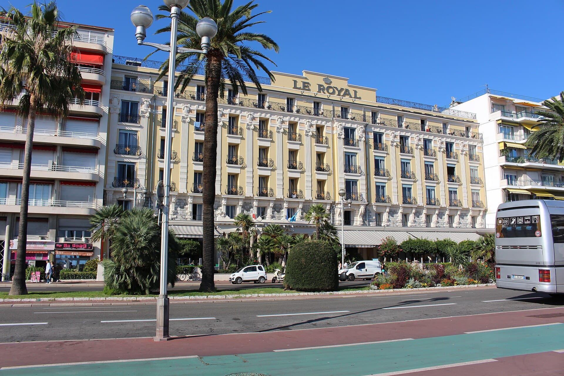 Le Royal (via Wikimedia Commons, CC BY 3.0)