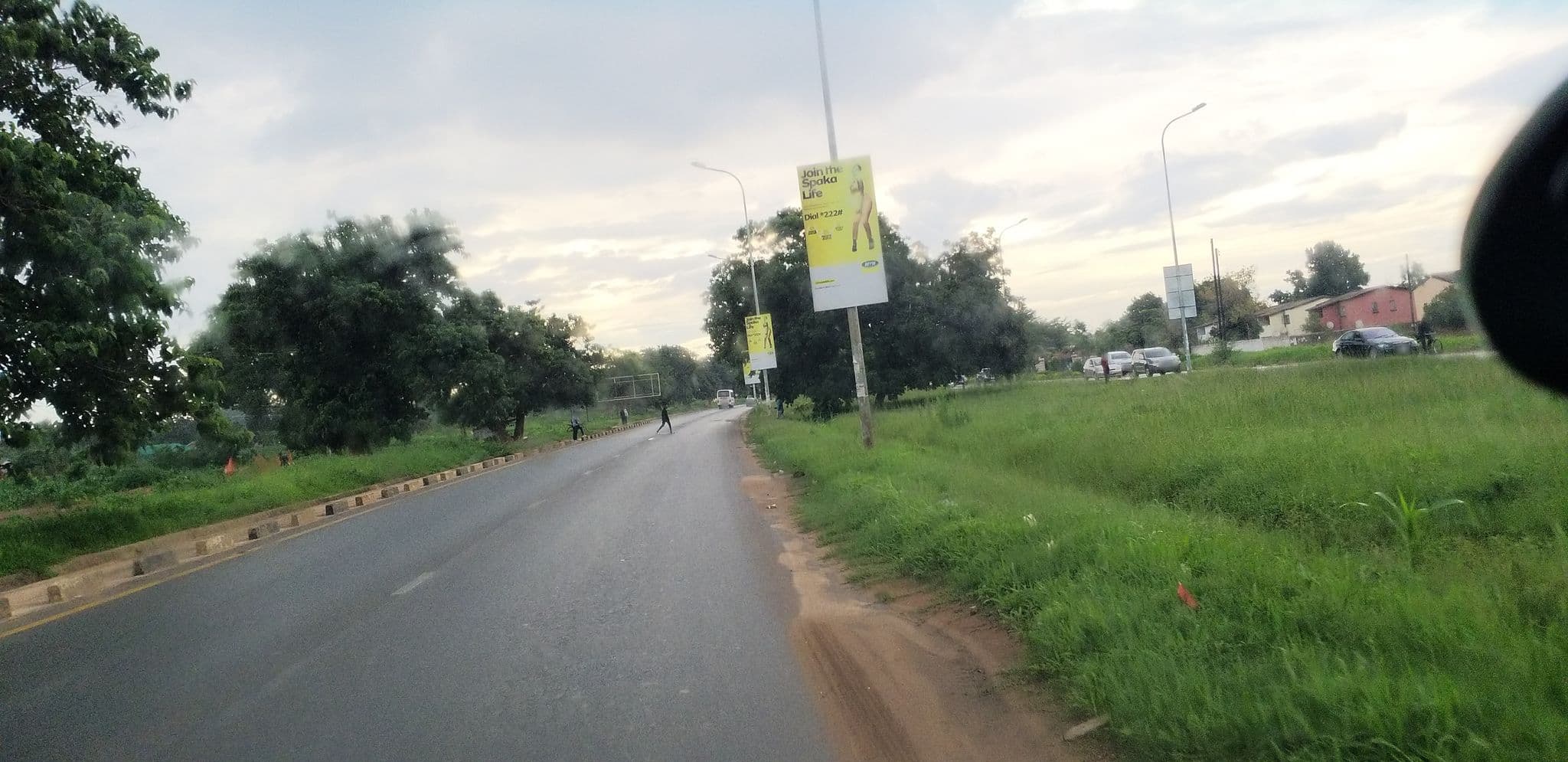 Street view near Radisson Blu Hotel, Madido — © alterblank (CC BY-SA · Mapillary)