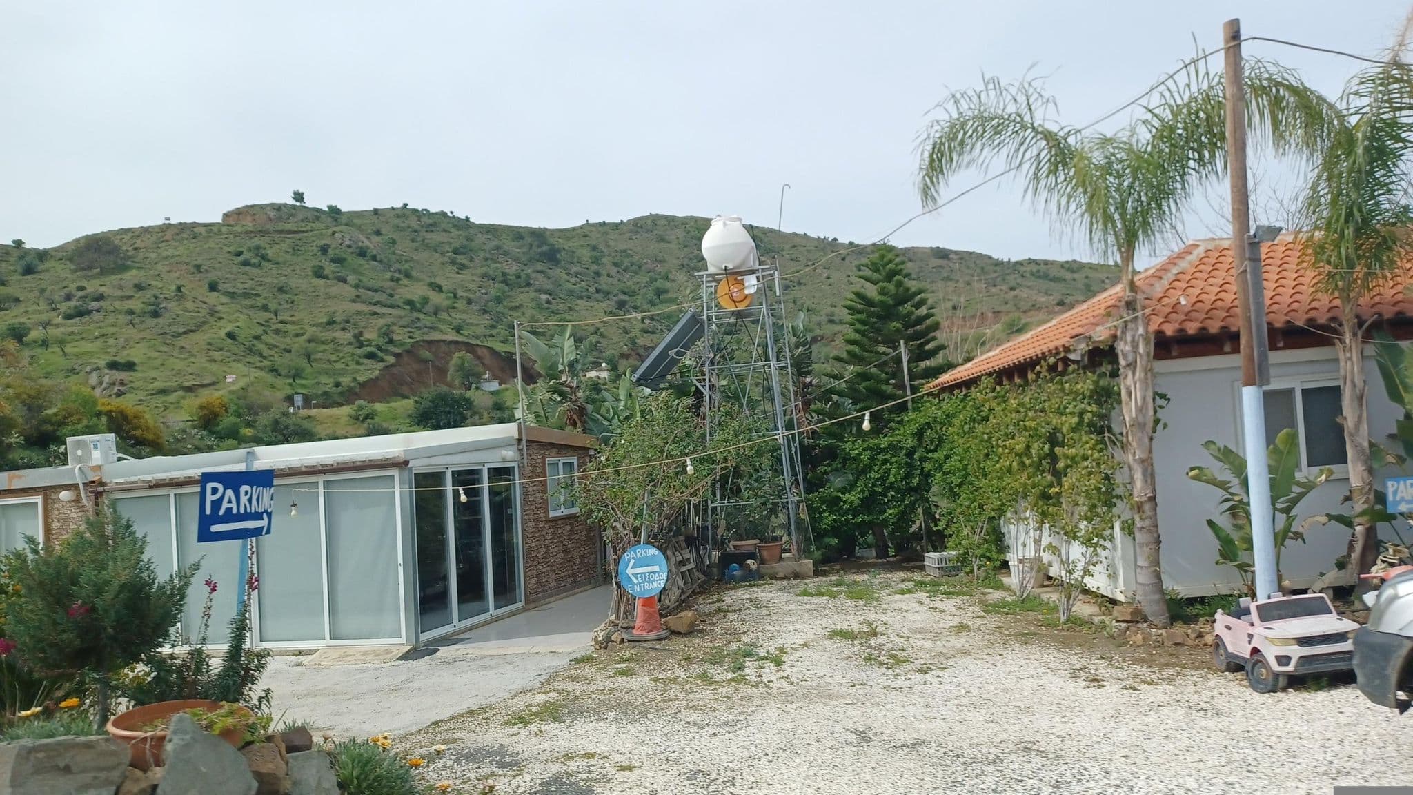 Street view near mariela Hotel, Káto Pýrgos — © noa1 (CC BY-SA · Mapillary)