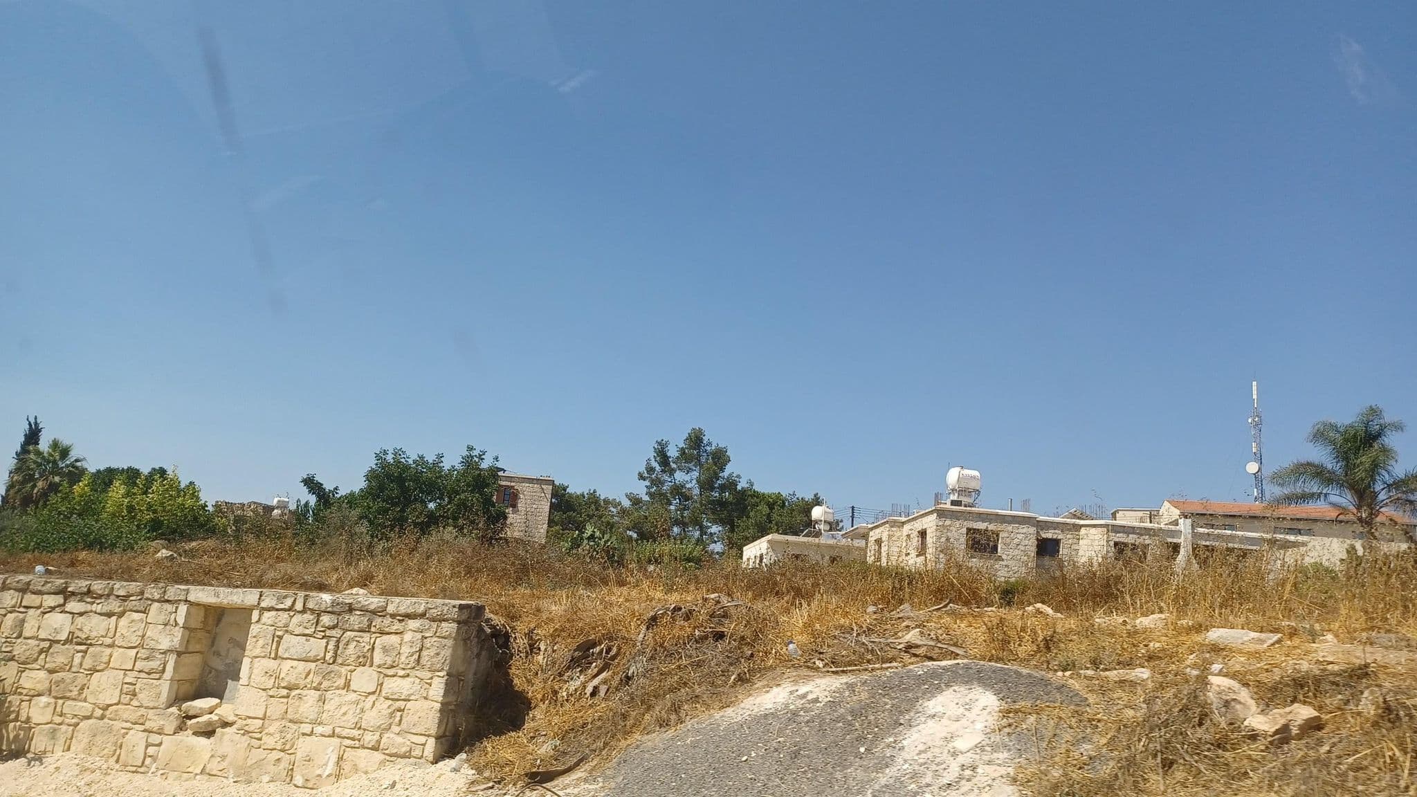 Street view near Ktima Kannides 1937, Pólis — © noa1 (CC BY-SA · Mapillary)