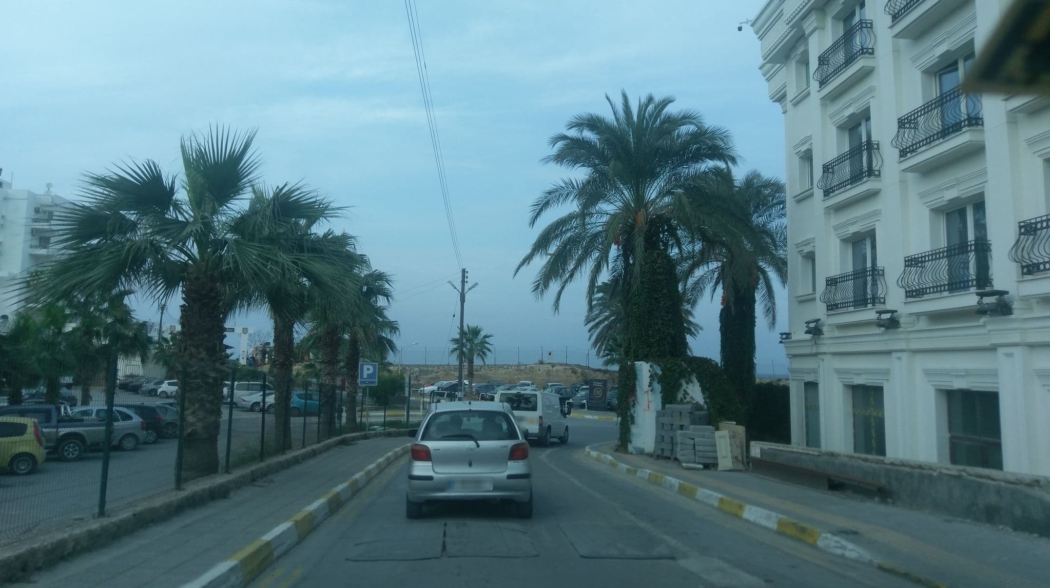 Street view near Rocks Hotel Oda, Kyrenia — © ozkanilyasaksu (CC BY-SA · Mapillary)