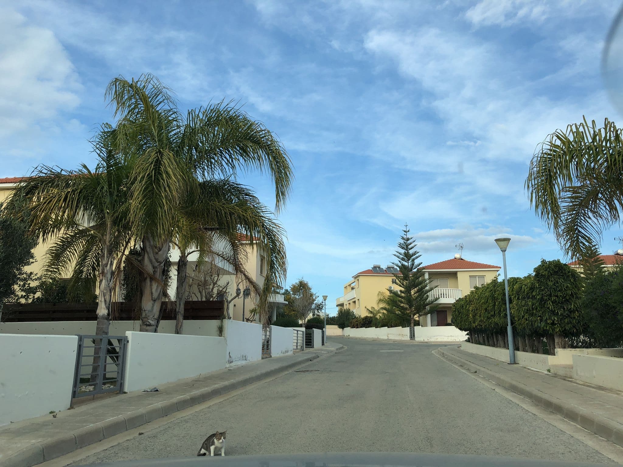 Street view near Zwembad Parvolia Beach, Perivólia — © thomersch (CC BY-SA · Mapillary)