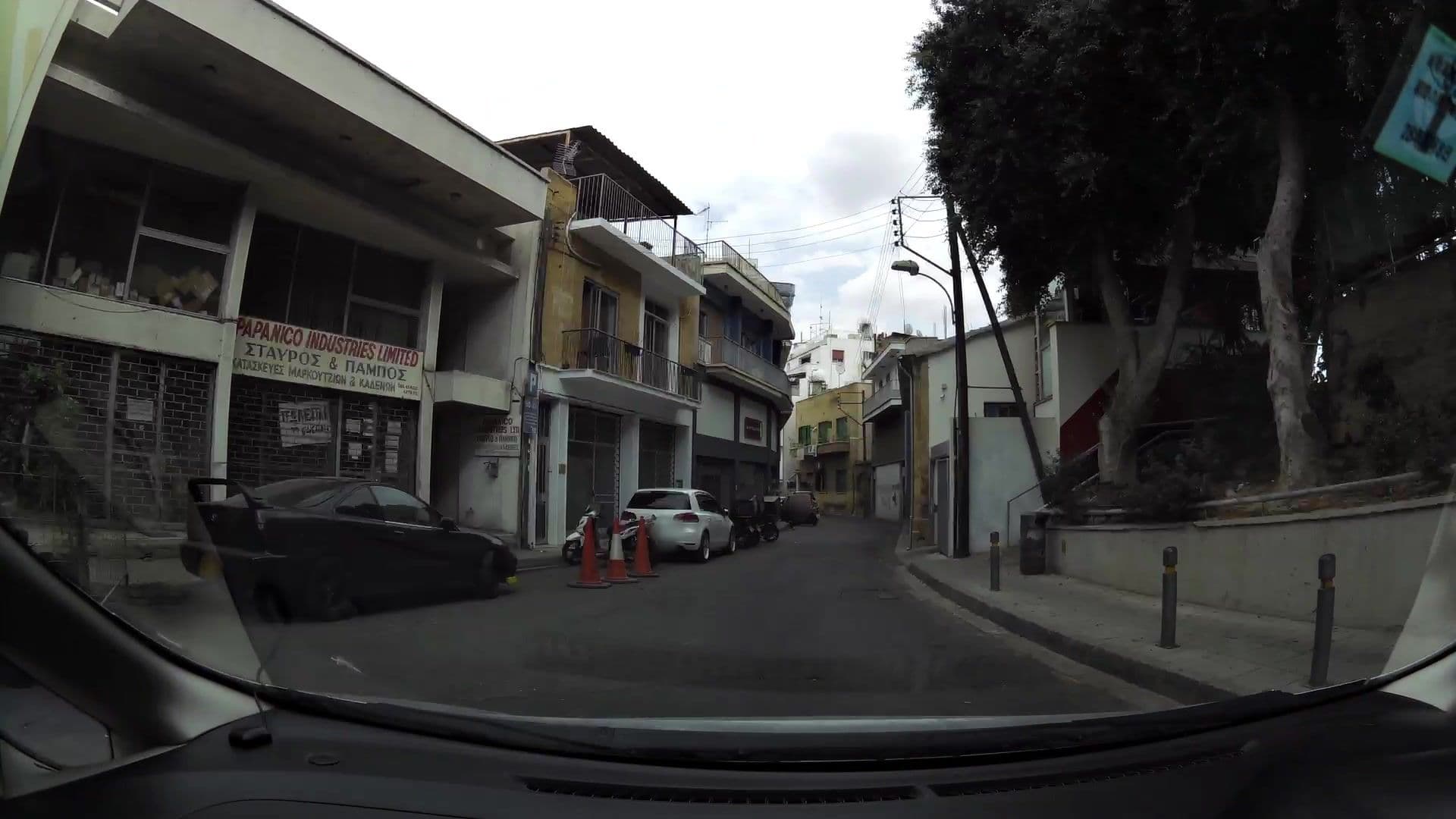 Street view near Oxi Square Apartments, Nicosia — © kaartcam (CC BY-SA · Mapillary)