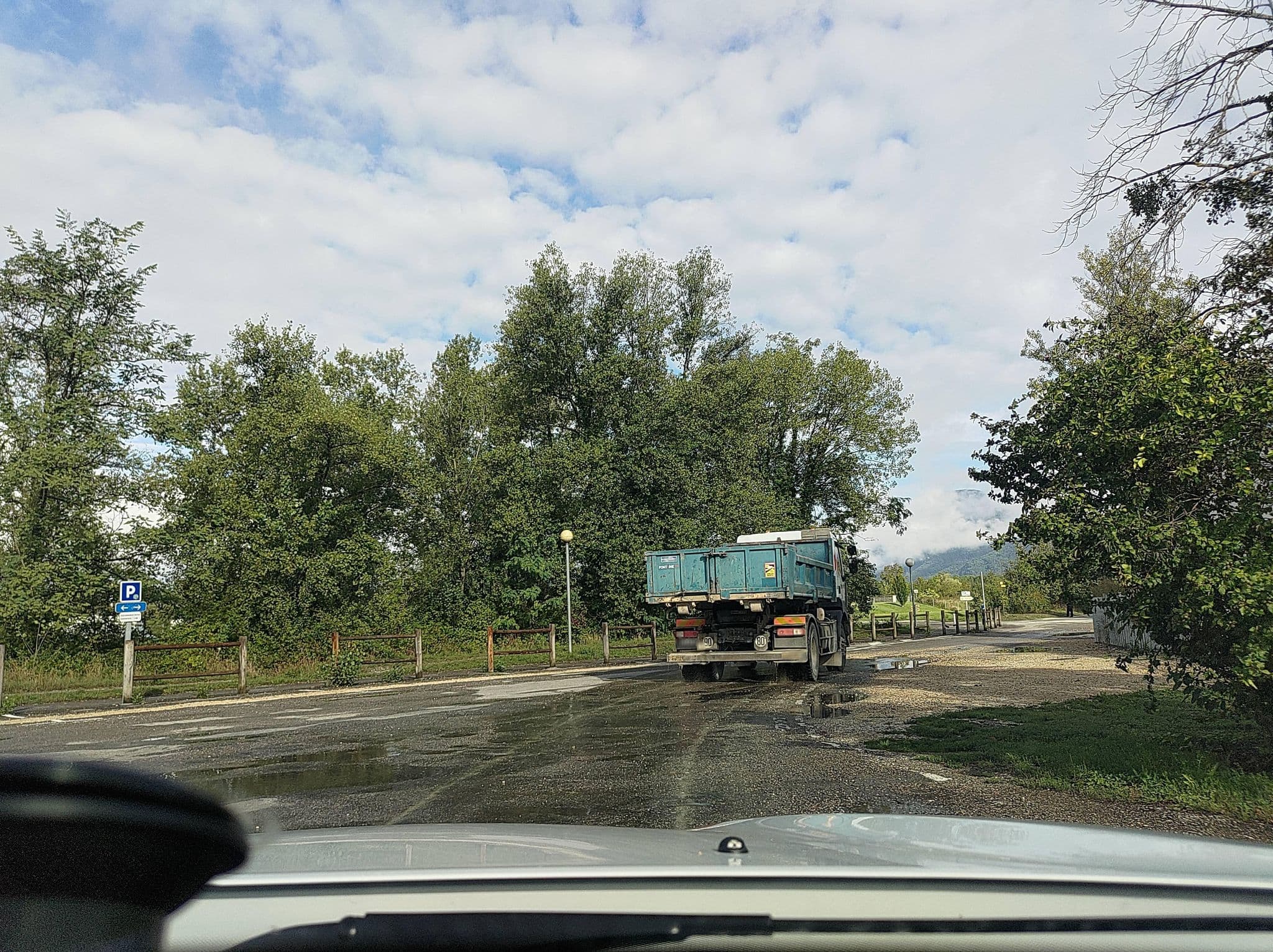 Street view near Shana Hôtel & Résidence, Culoz — © MatthieuF4FNE (CC BY-SA · Mapillary)