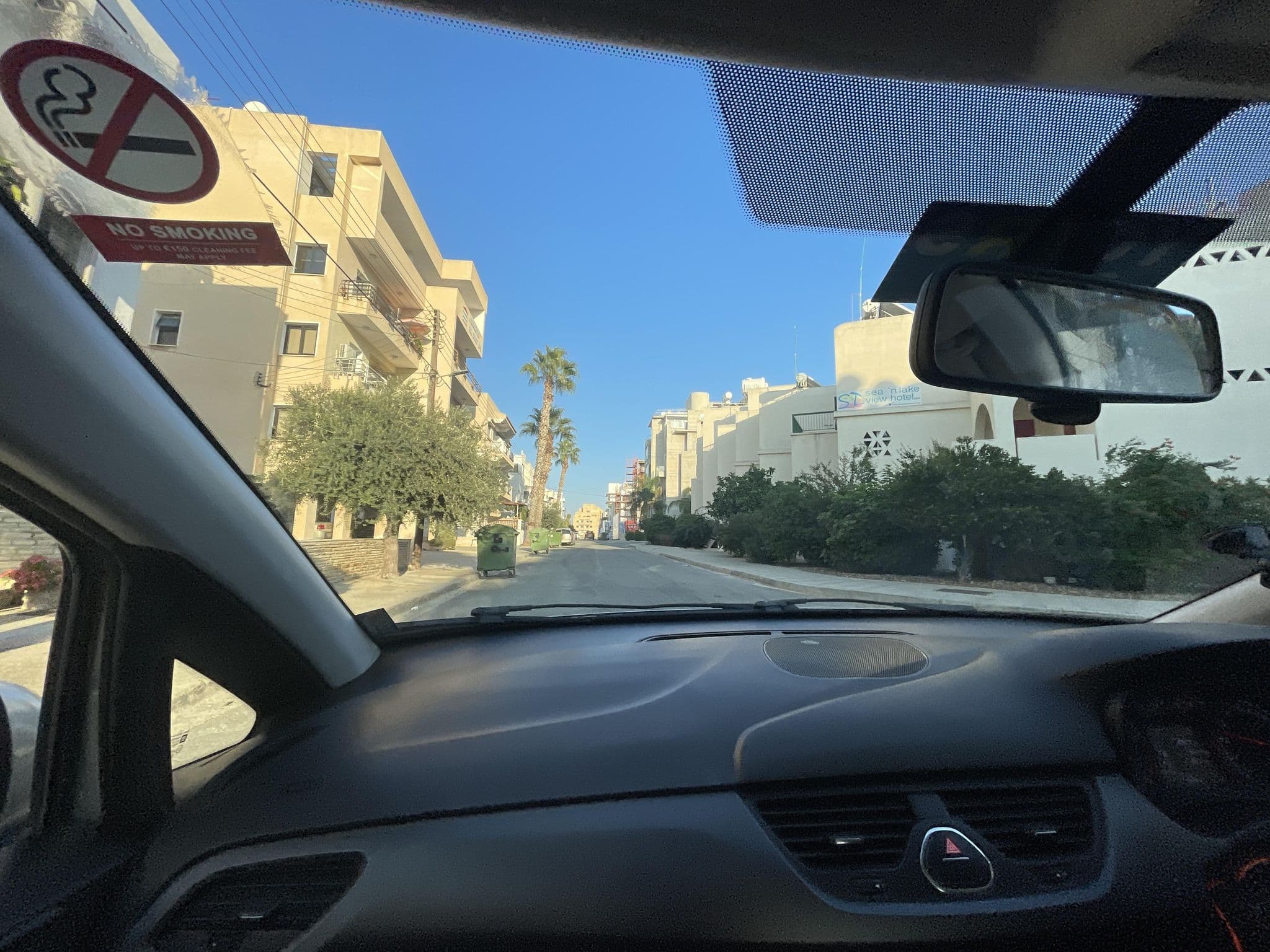 Street view near Pasianna Hotel, Larnaca — © mvoitsik (CC BY-SA · Mapillary)