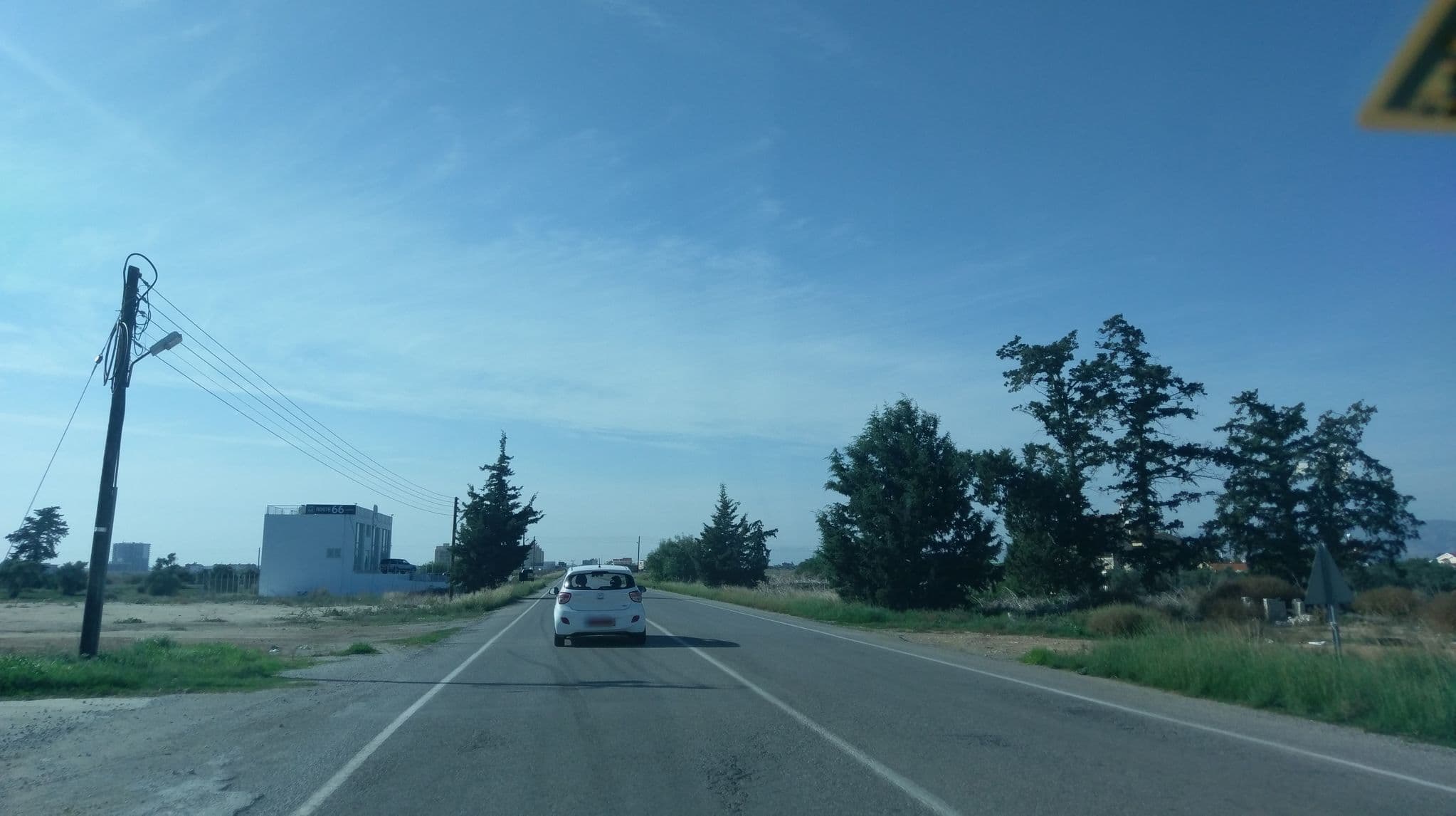 Street view near Merit, Tríkomo — © ozkanilyasaksu (CC BY-SA · Mapillary)