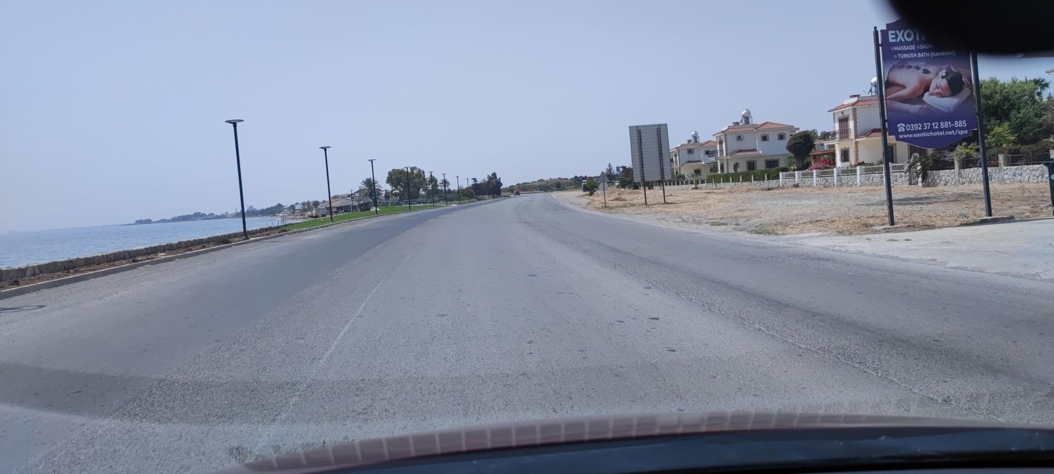 Street view near Exotic Otel, Tríkomo — © WhanTwo (CC BY-SA · Mapillary)