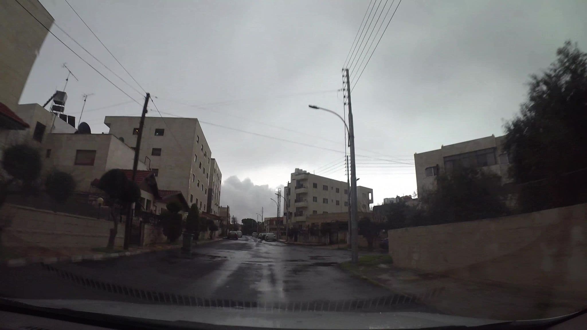 Street view near الفندق الملكي كمبنسكي, Marj Al Hamam — © kaartcam (CC BY-SA · Mapillary)