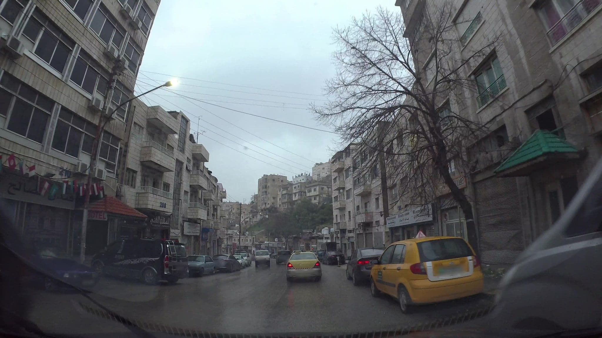 Street view near Arabesque Hotel, Amman — © kaart_1 (CC BY-SA · Mapillary)